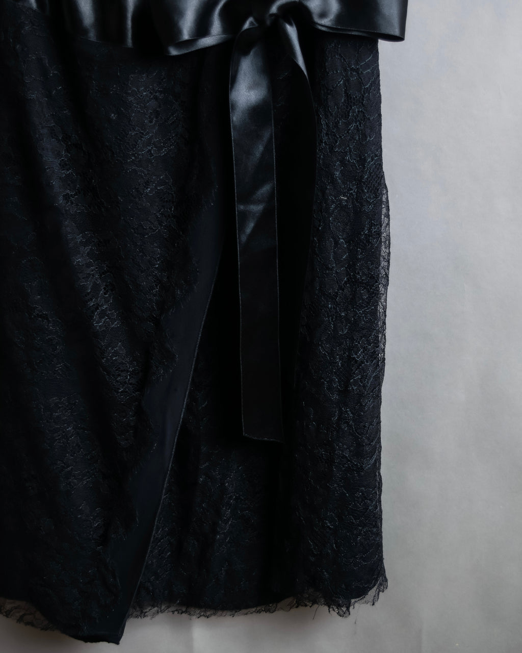 "RED VALENTINO"Ribbon belted design lace black dress