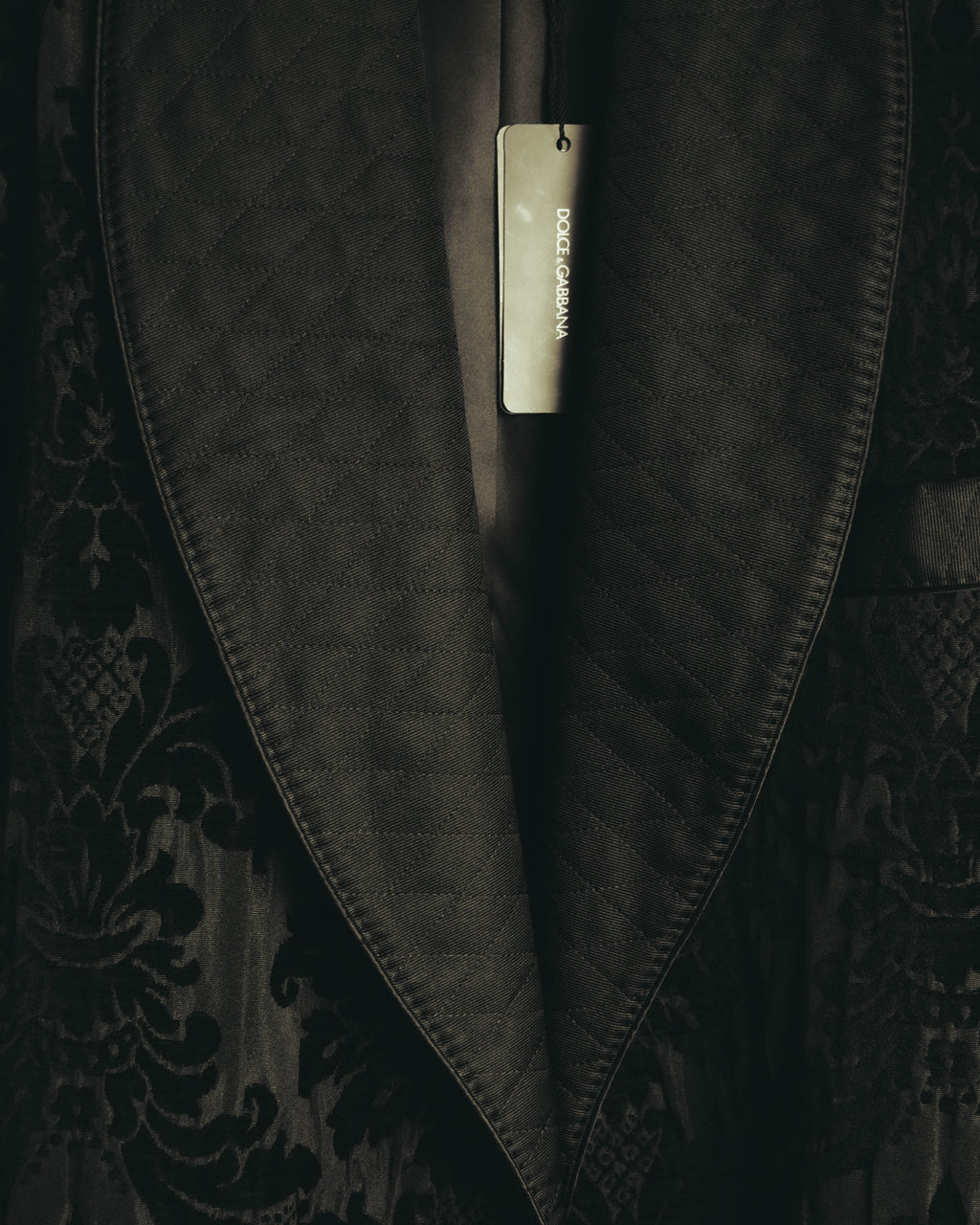 “DOLCE&GABBANA” Late 2010’s-early 2020’s Baroque jacquard belted robe coat