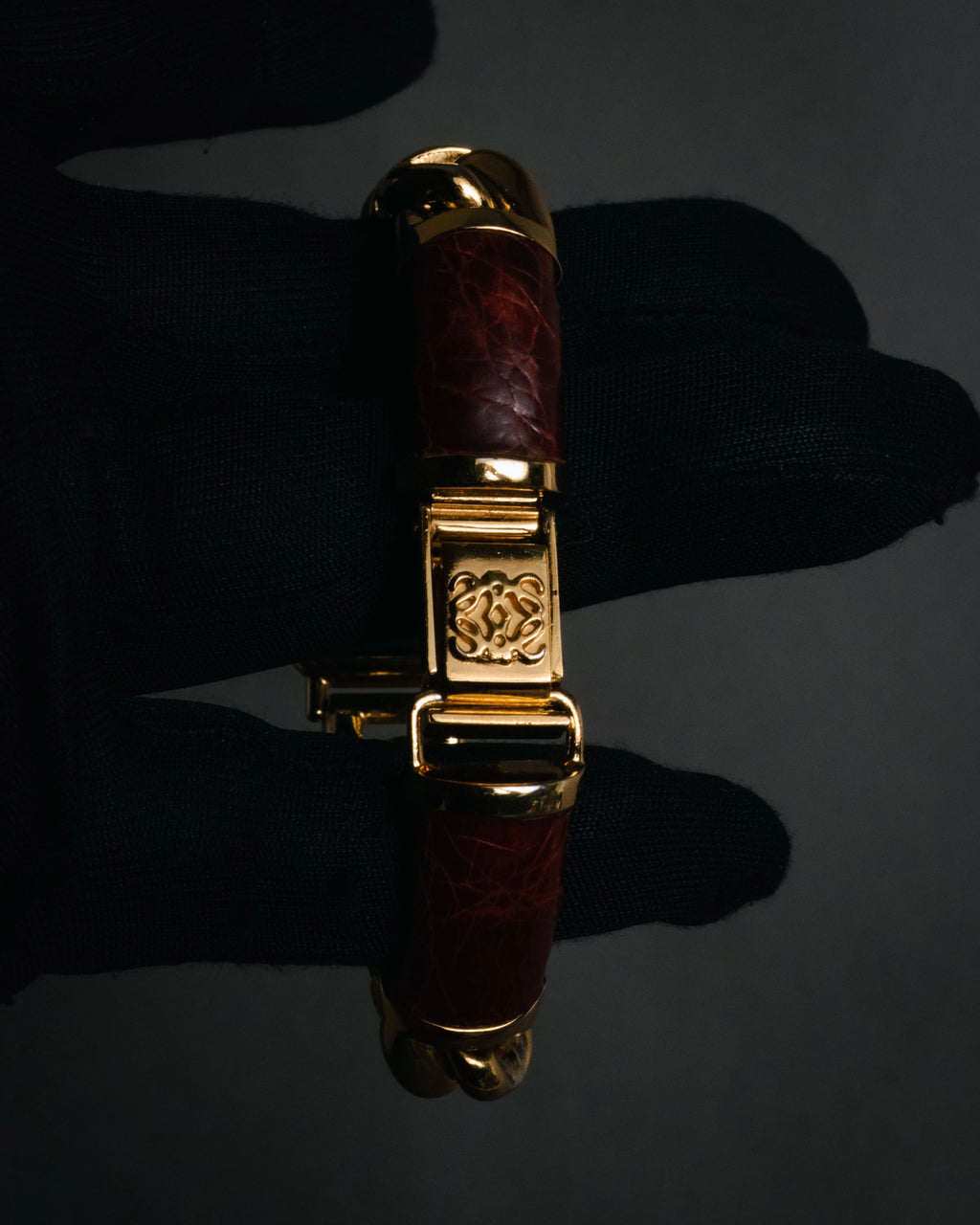 –SPECIAL– "LOEWE" 80’s-90’s Rectangular anagram bangle bracelet watch