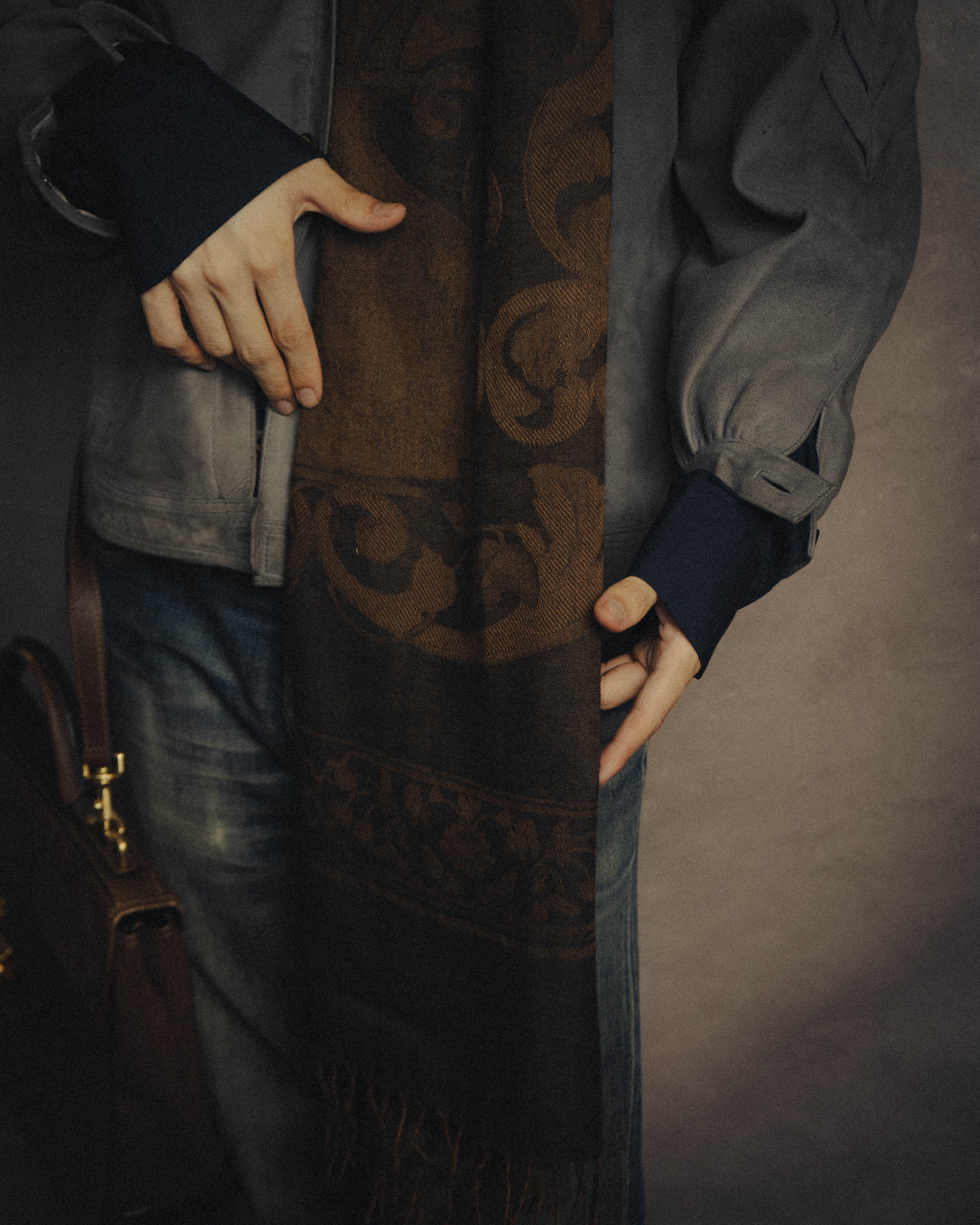 -SPECIAL- “LOEWE” 90’s-00’s Botanical anagram jacquard fringe stole