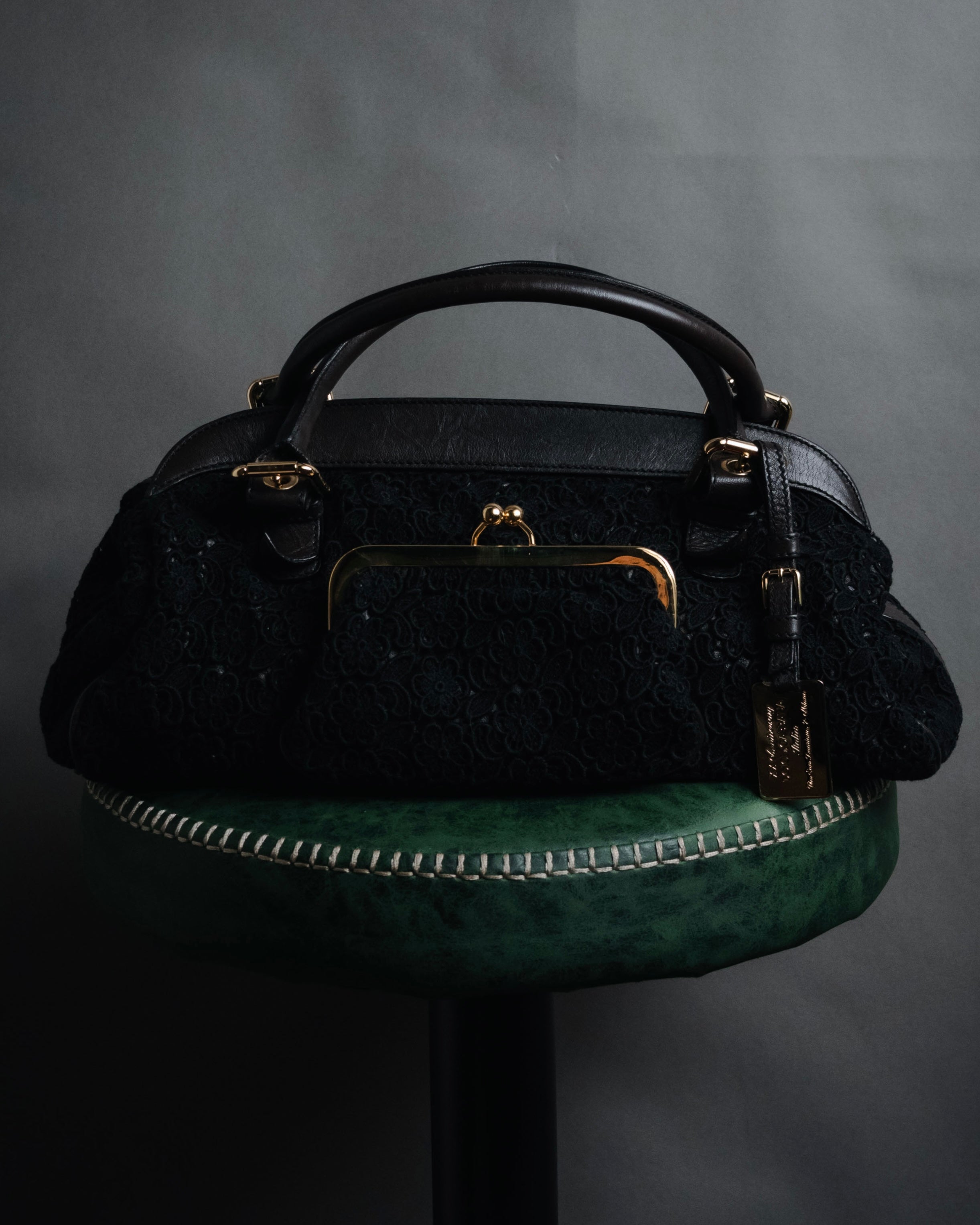 "DOLCE & GABBANA" 2005-06 Anniversary lace kisslock leather handbag