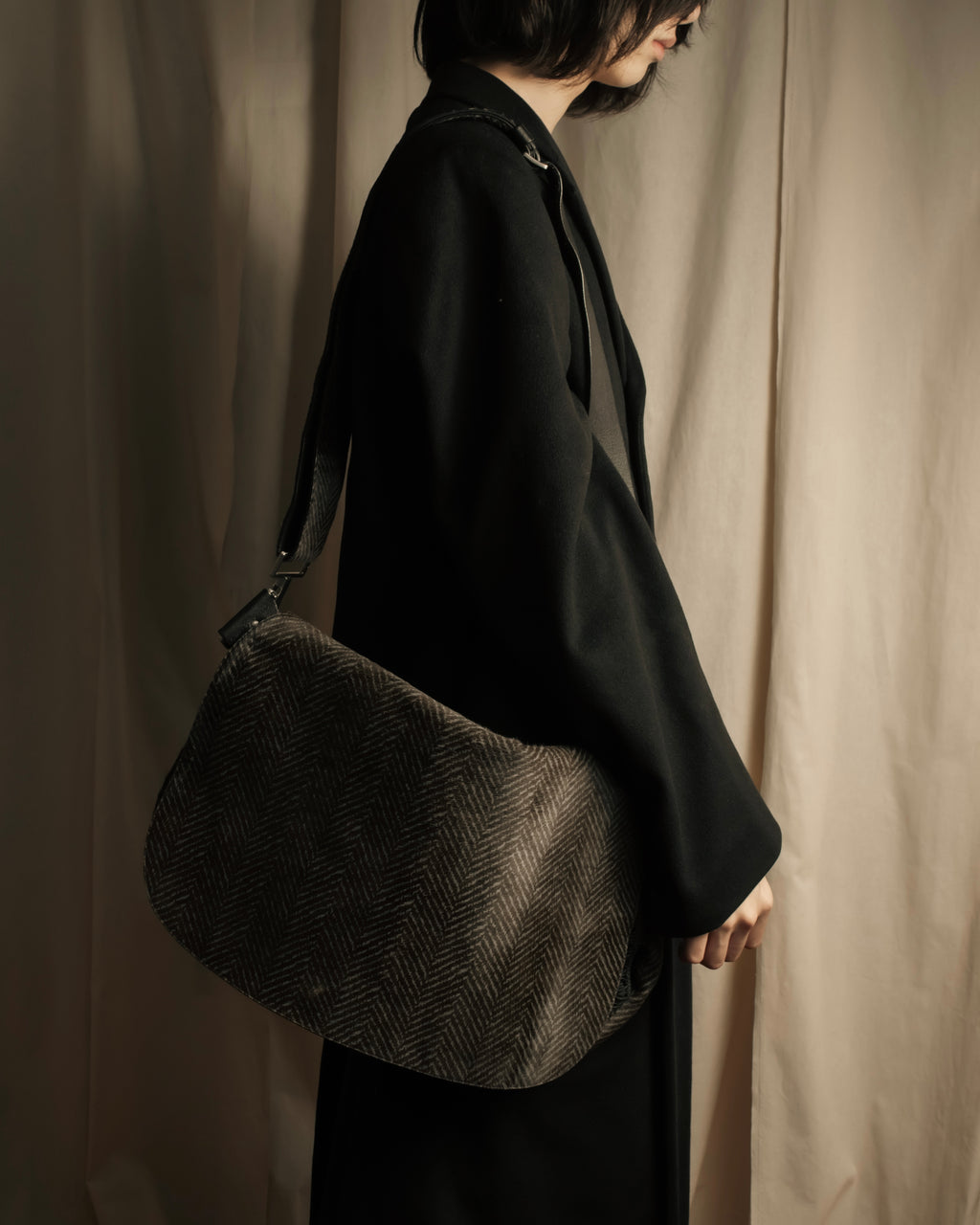 "JIL SANDER" Large flap design Harako leather shoulder bag
