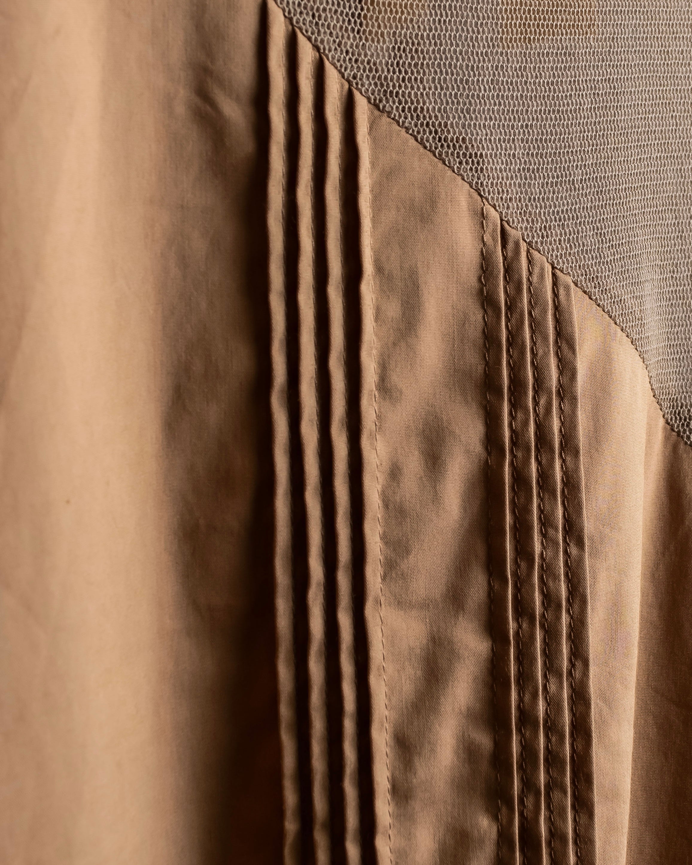 "N21 NUMEROVENTUNO" Switching design concealed shirt