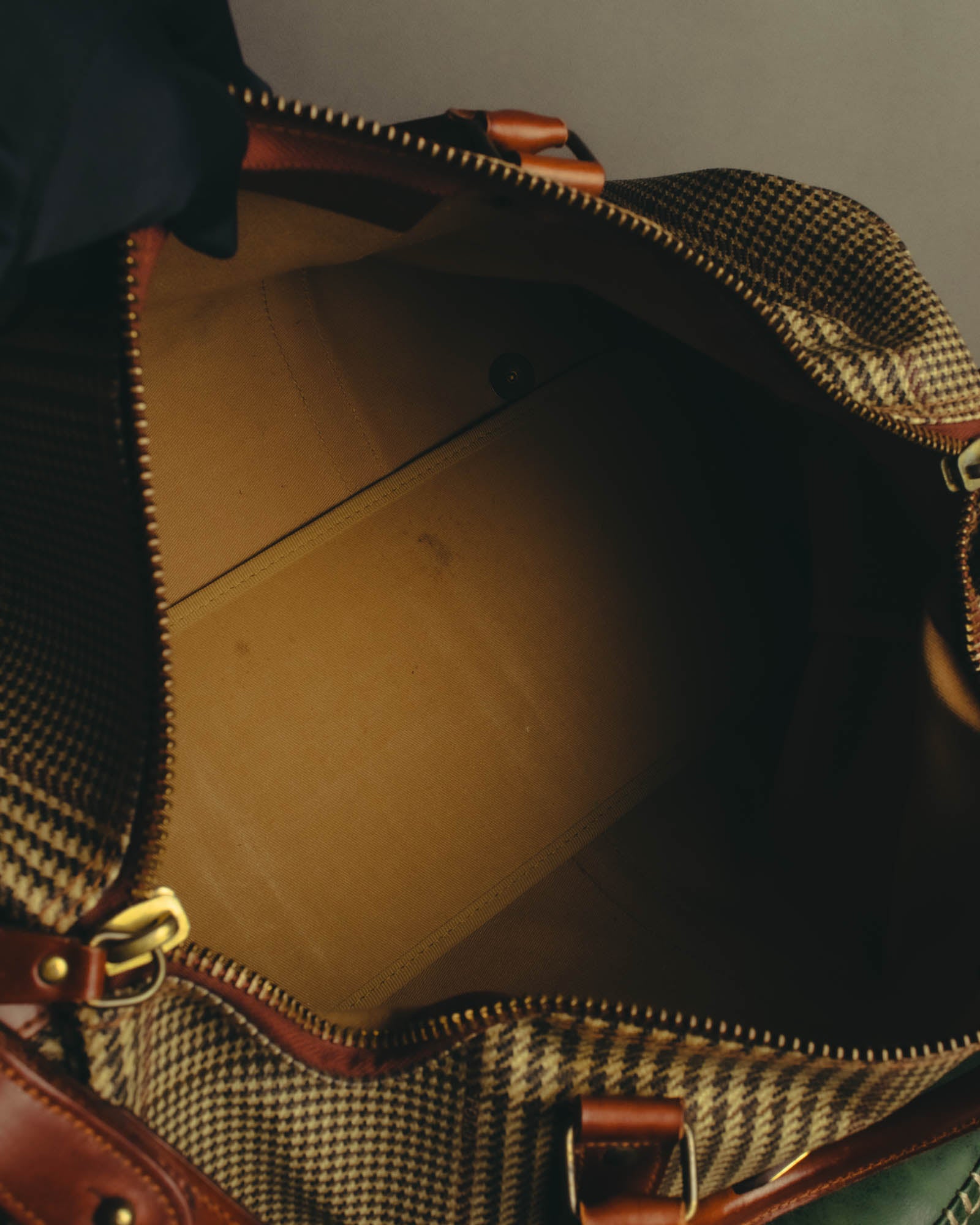 "Polo Ralph Lauren" 80's-90's Houndstooth leather trim travel bag