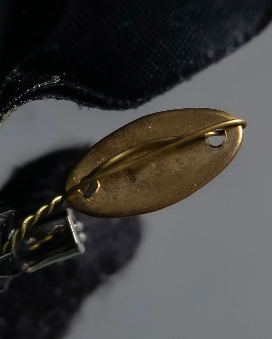 "CHANEL" Black camellia motif brooch