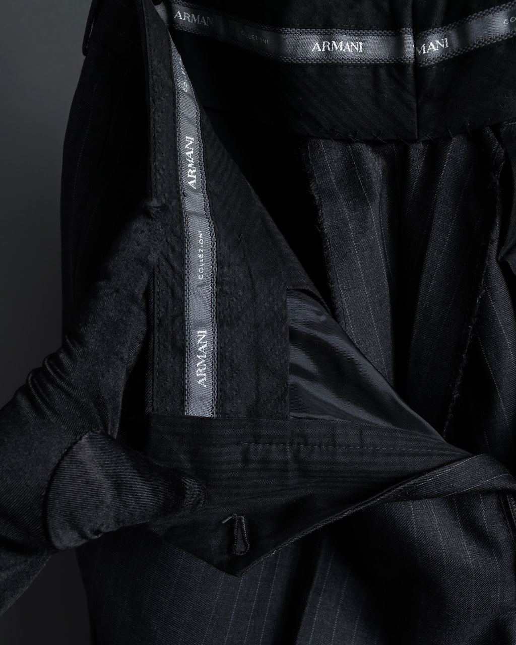 "ARMANI COLLEZIONI" Deep charcoal pinstripe set up