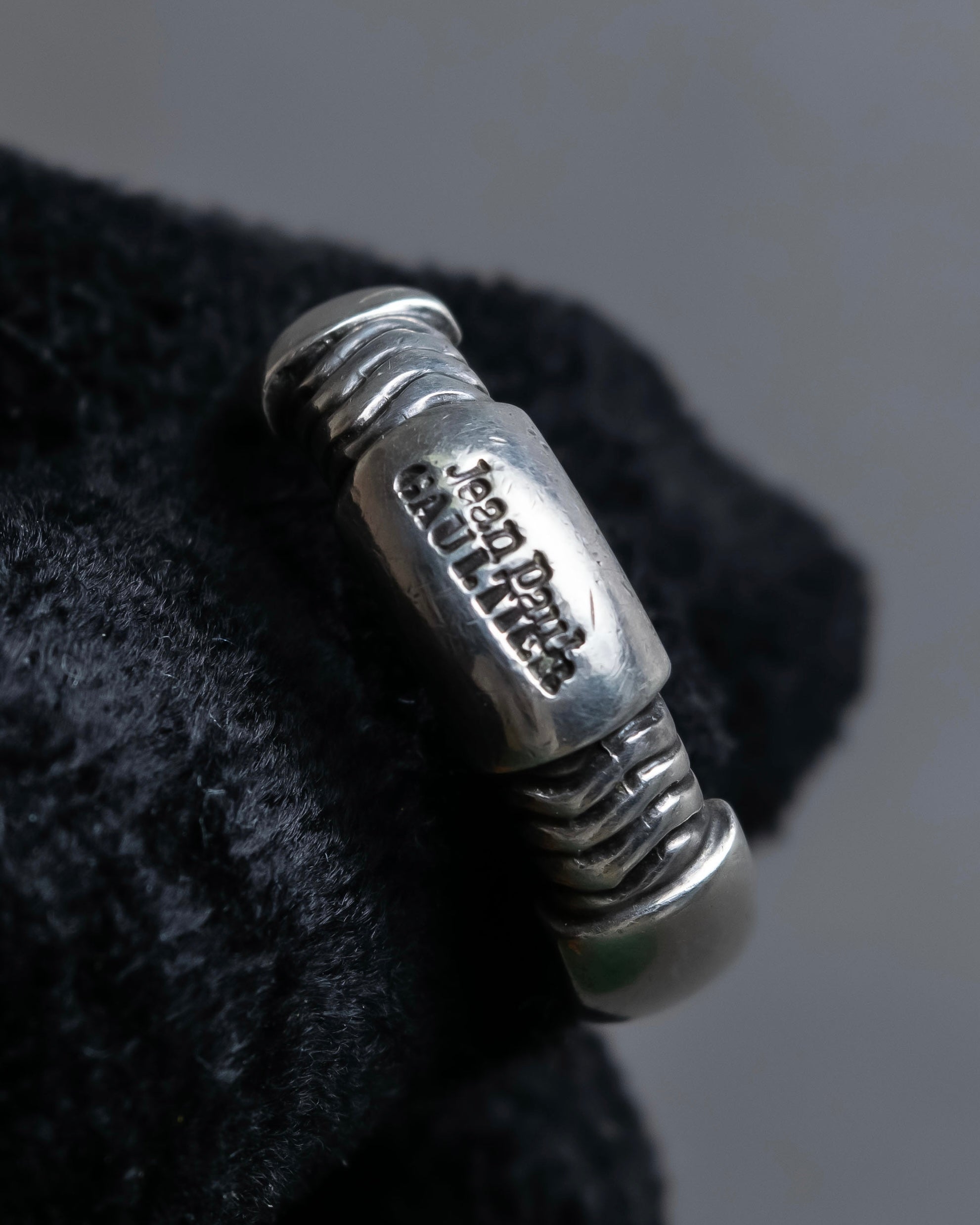 "JEAN PAUL GAULTIER" Logo engraved twisted design silver ring