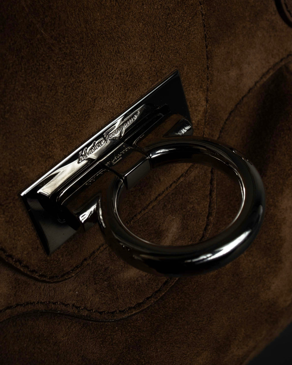 "Salvatore Ferragamo" Gathered form Gancini motif design suede hand bag