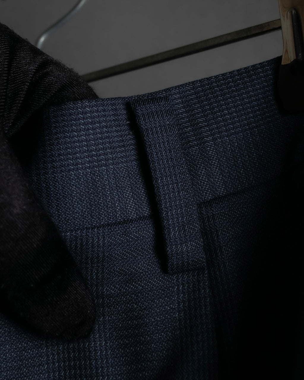 "CHRISTIAN DIOR MONSIEUR"
Shadow check pattern structured set up