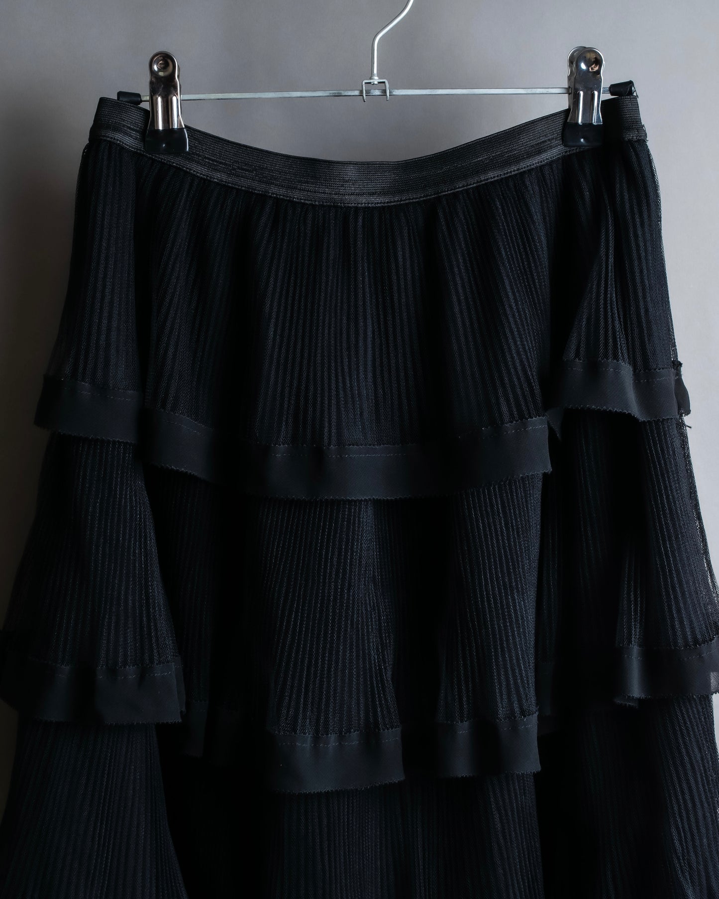 "RED VALENTINO" Layered frill design flare silhouette mid length skirt