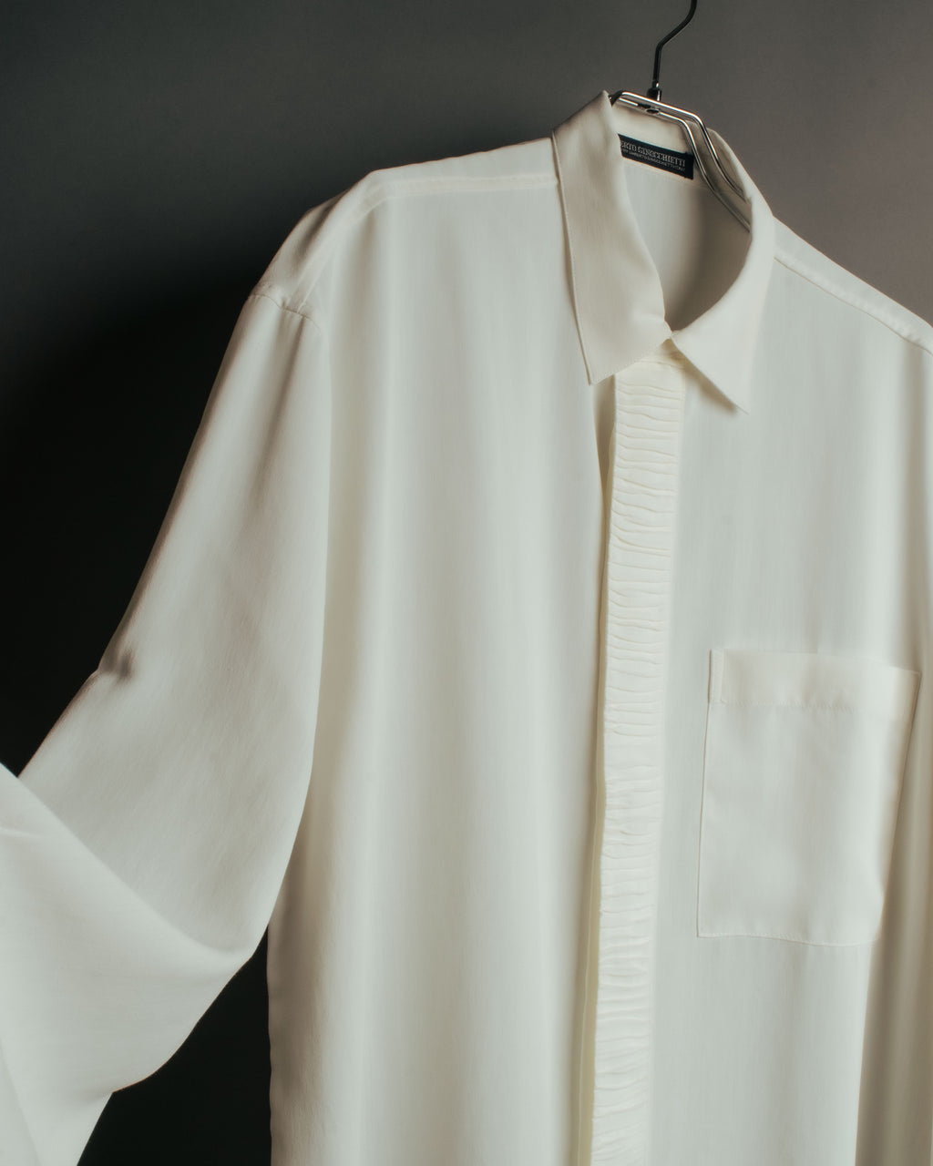 “UMBERTO GINOCCHIETTI“ 80’s-90’s pleated front ivory dress shirt