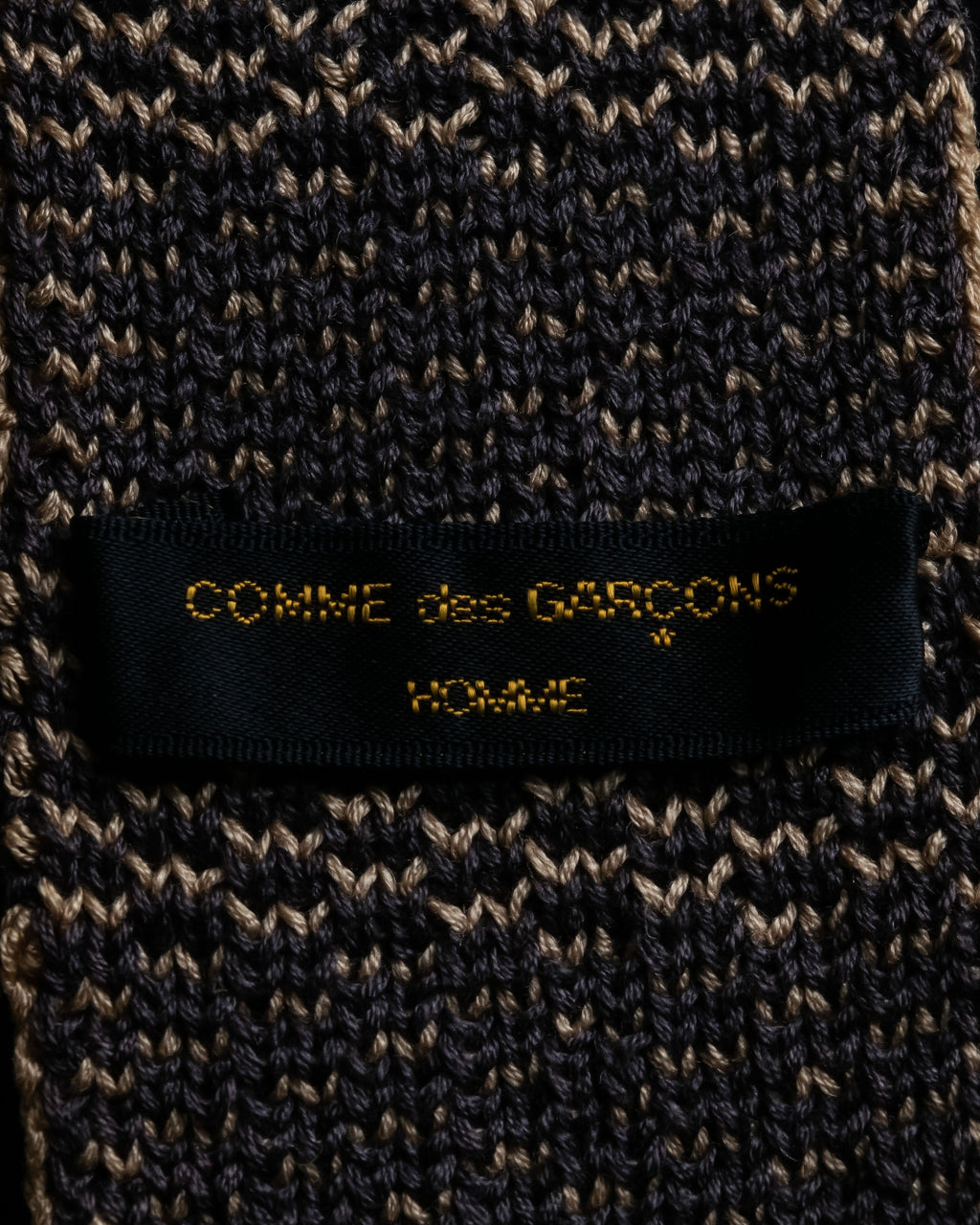 "COMME des GARCONS HOMME"
Regimental stripe square cut knit tie