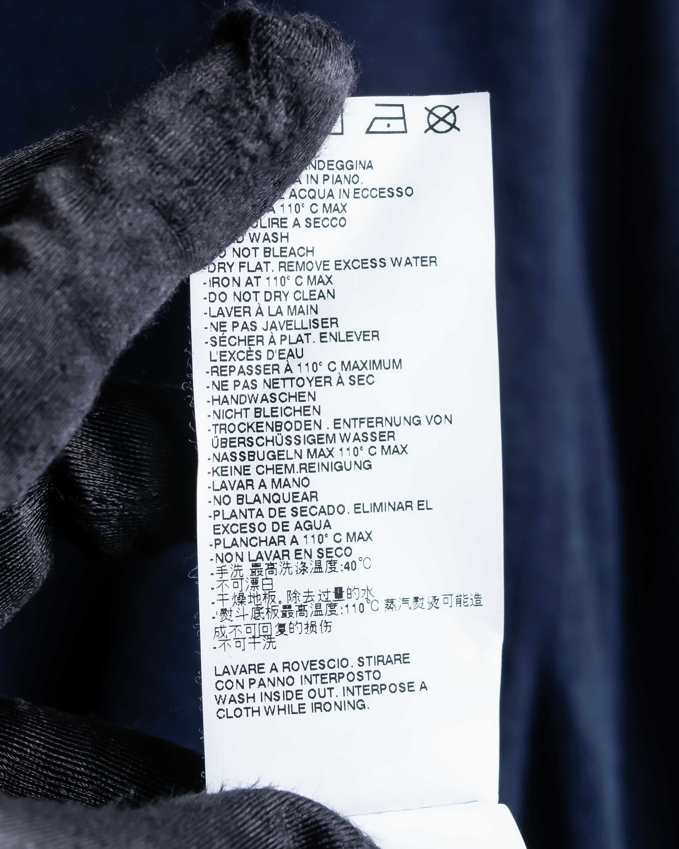 "MAISON MARGIELA" 16AW elbow patch design navy color knit