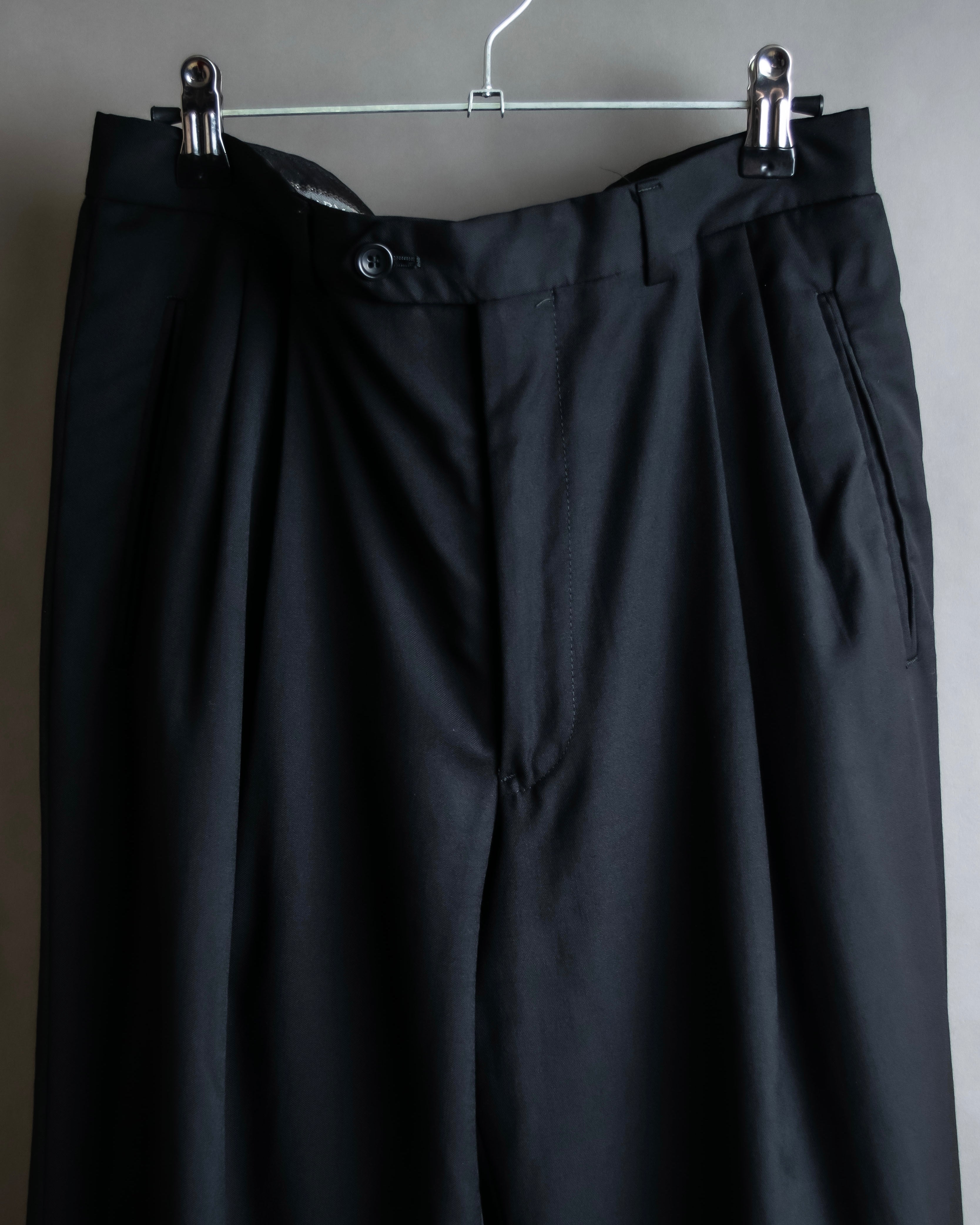 "ARMANI COLLEZIONI" Classic structured wool set up