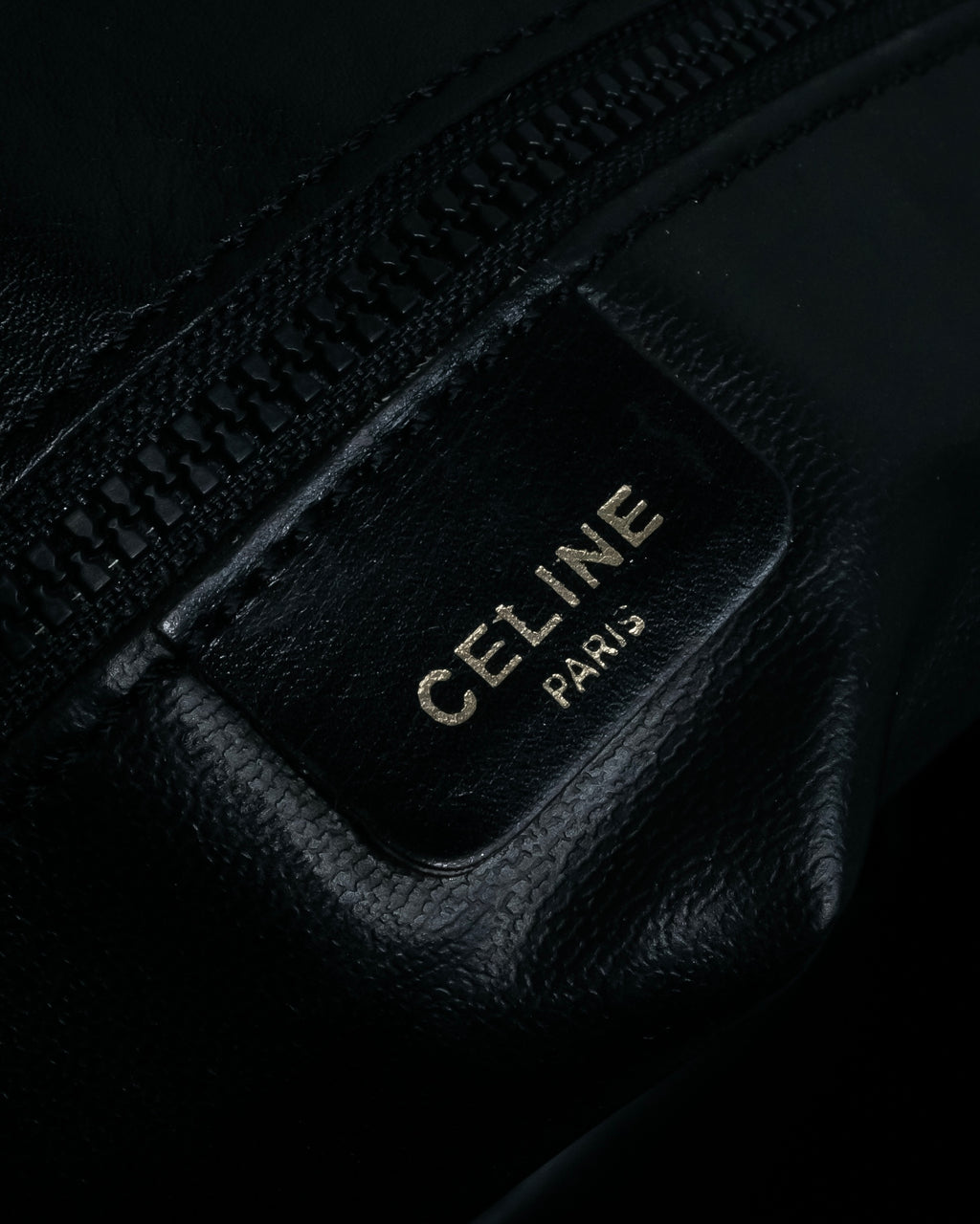 "CELINE" 80's-90's Crest metal fittings design quilted leather bag
