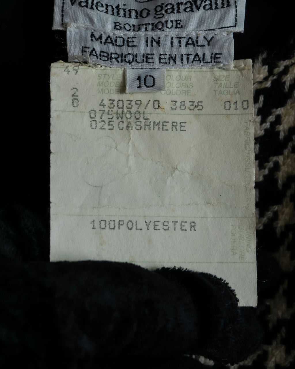 "Valentino Garavani" Houndstooth pattern lace velvet design set up