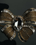 “HANAE MORI” 80’s-90’s Sculptural crystal bow brooch