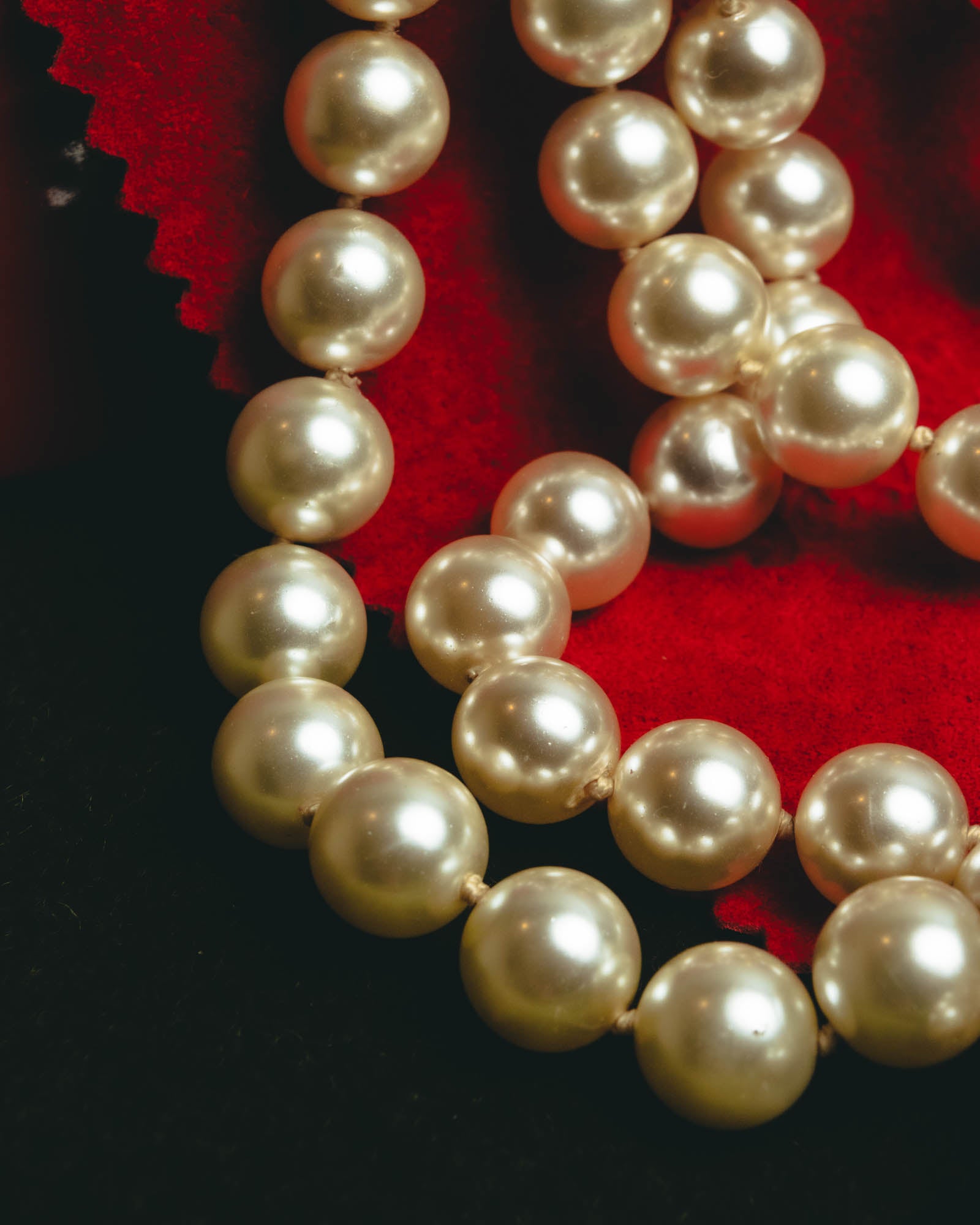 "Salvatore Ferragamo" 80's-90's Gancini three-strand pearl-style necklace