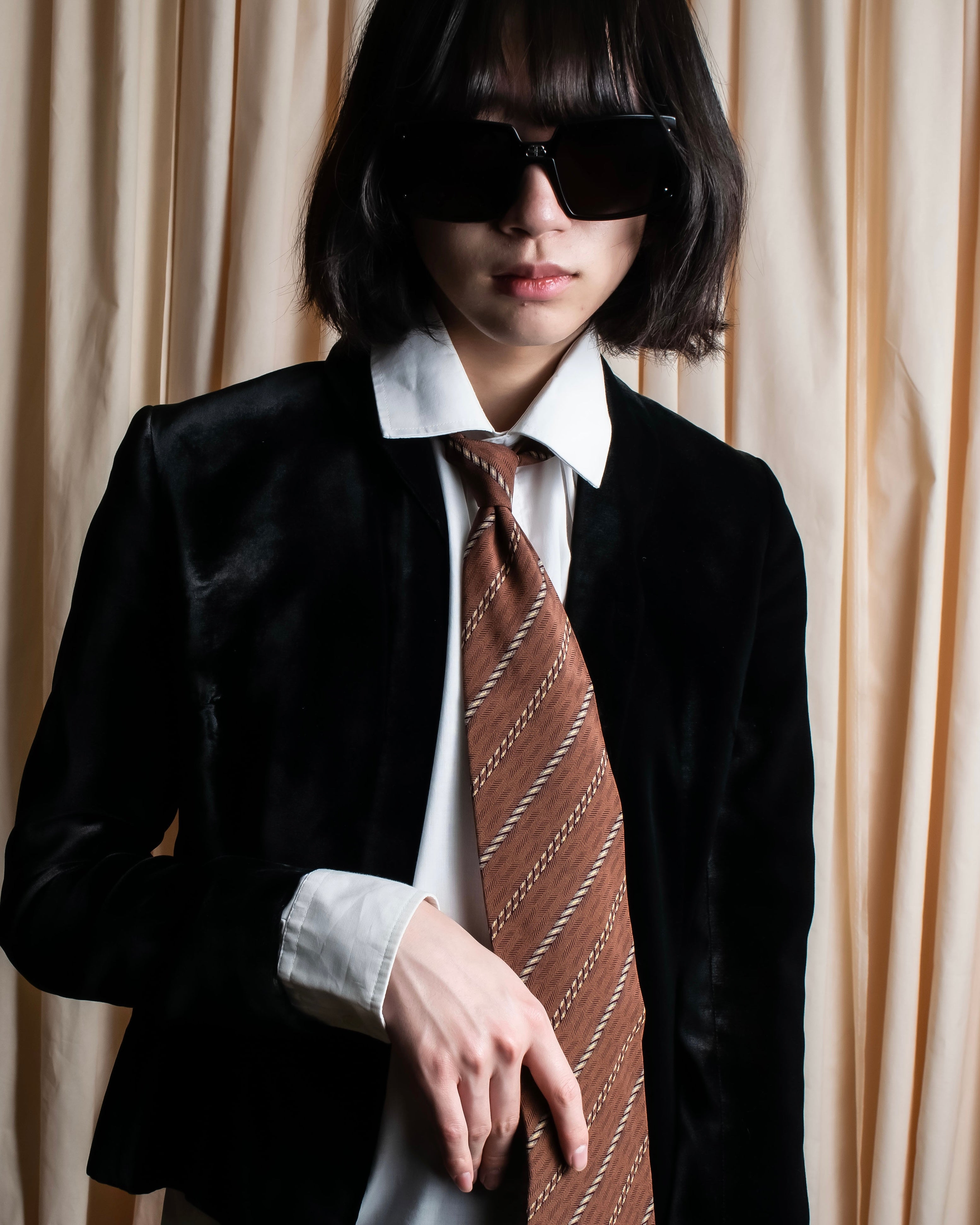 "GUCCI" Velvet shaped shawl collar tailored jacket