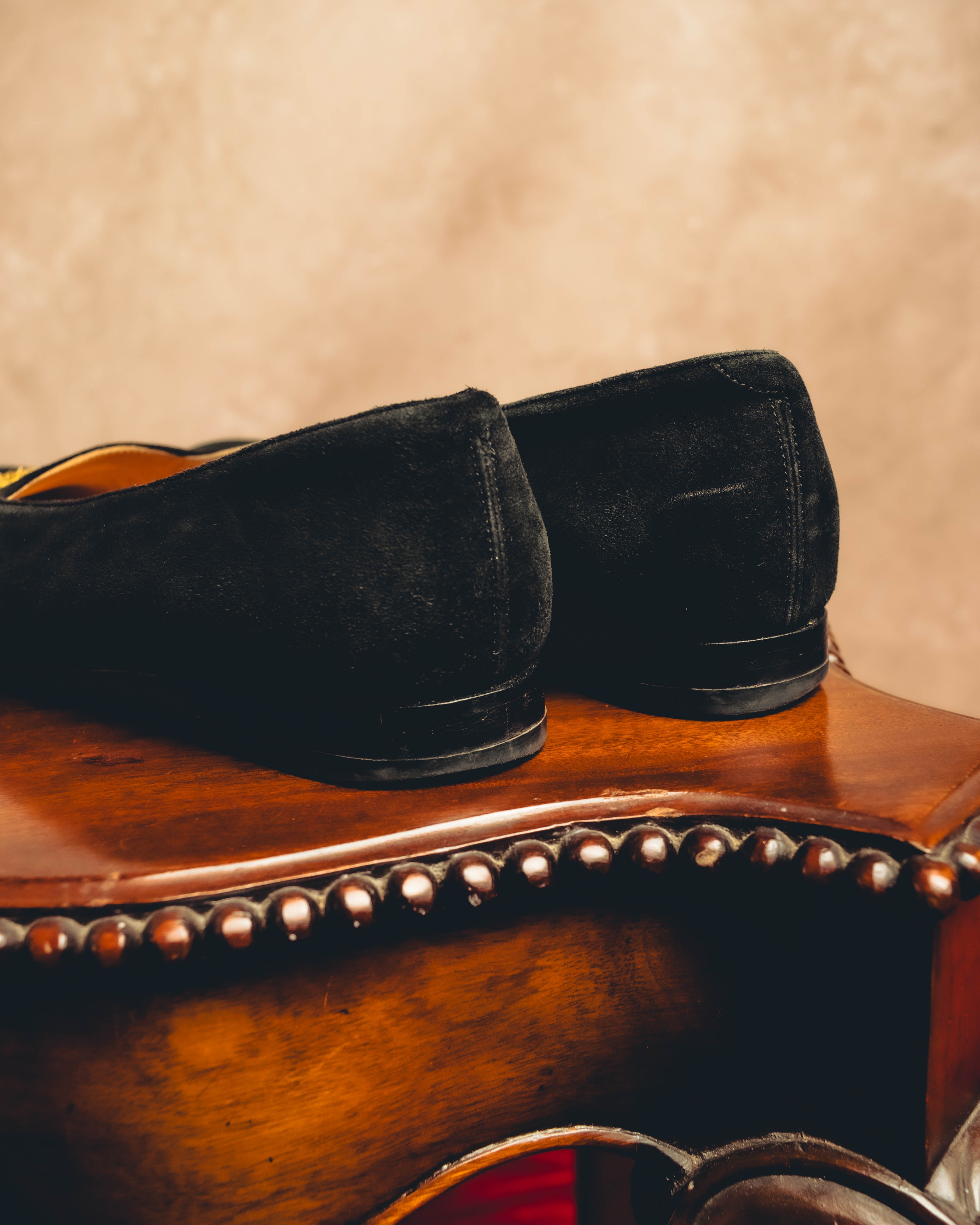 -SPECIAL- "Hermès" 80's-90's Gold embroidered suede loafers