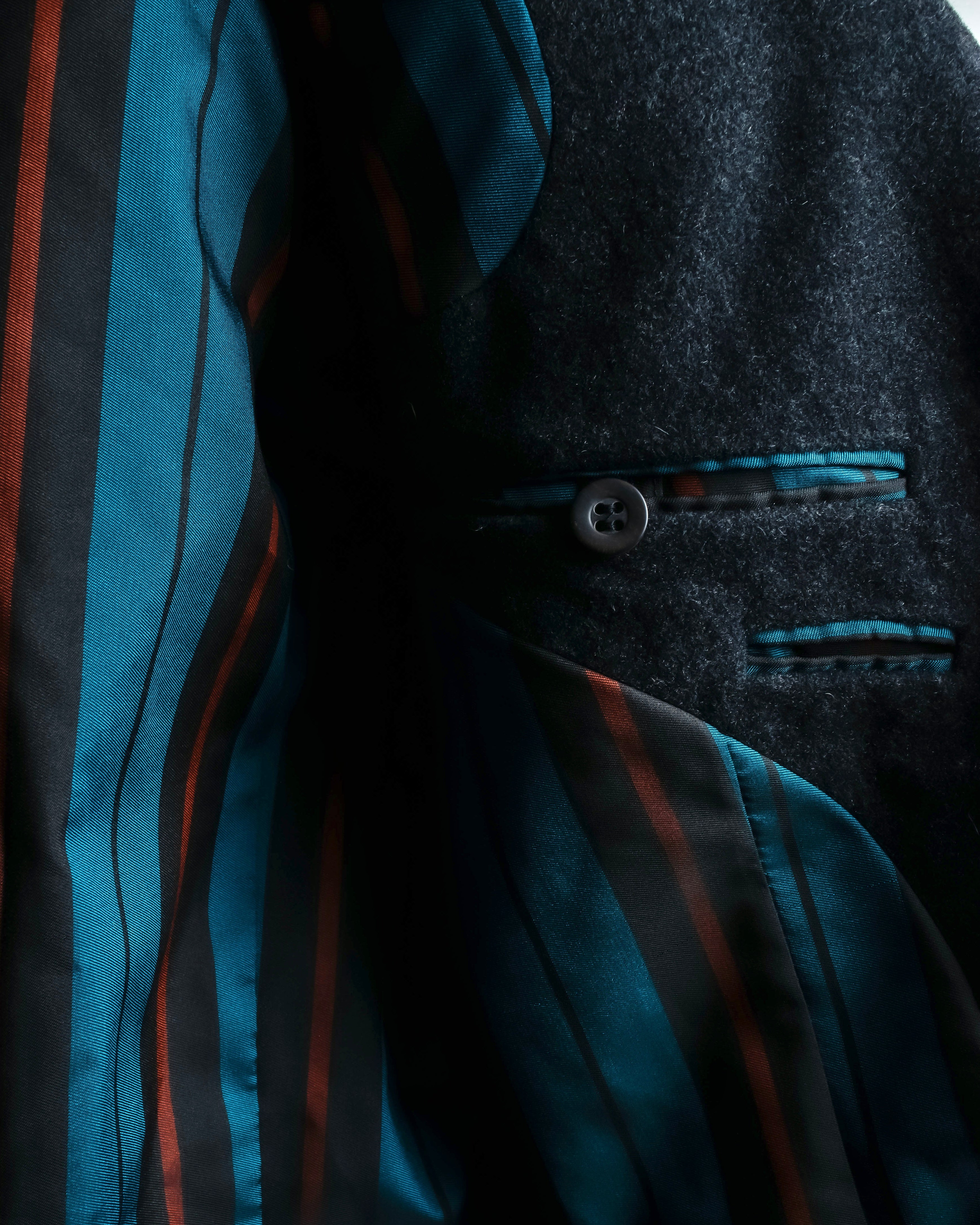 "JEAN PAUL GAULTIER FEMME"
Peaked drape beautiful shape tailored jacket