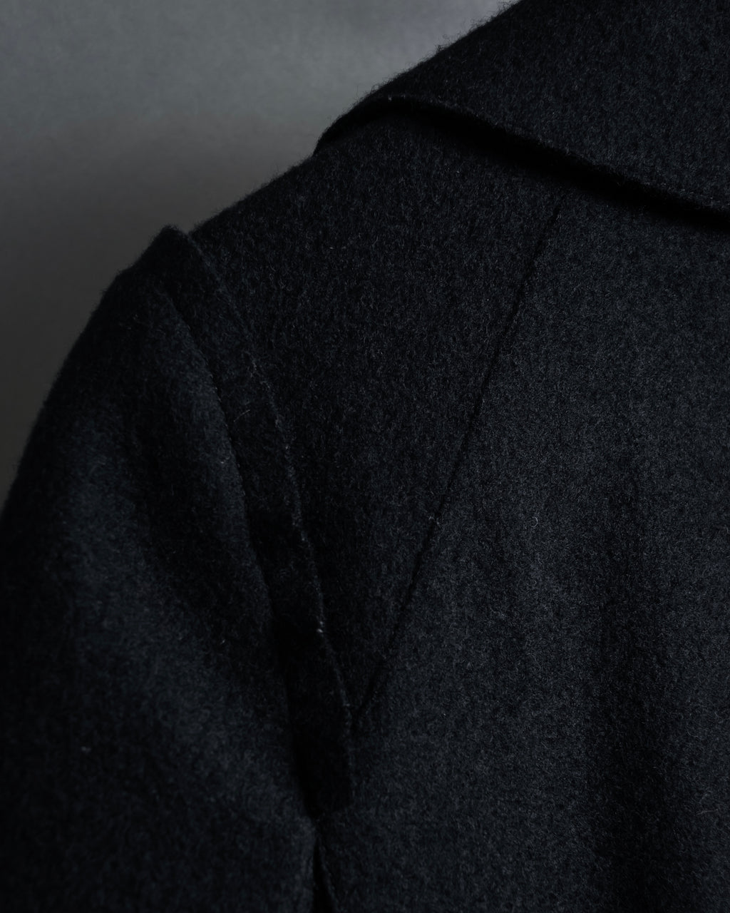 "Marc Jacobs" A soft flowing flared silhouette long coat