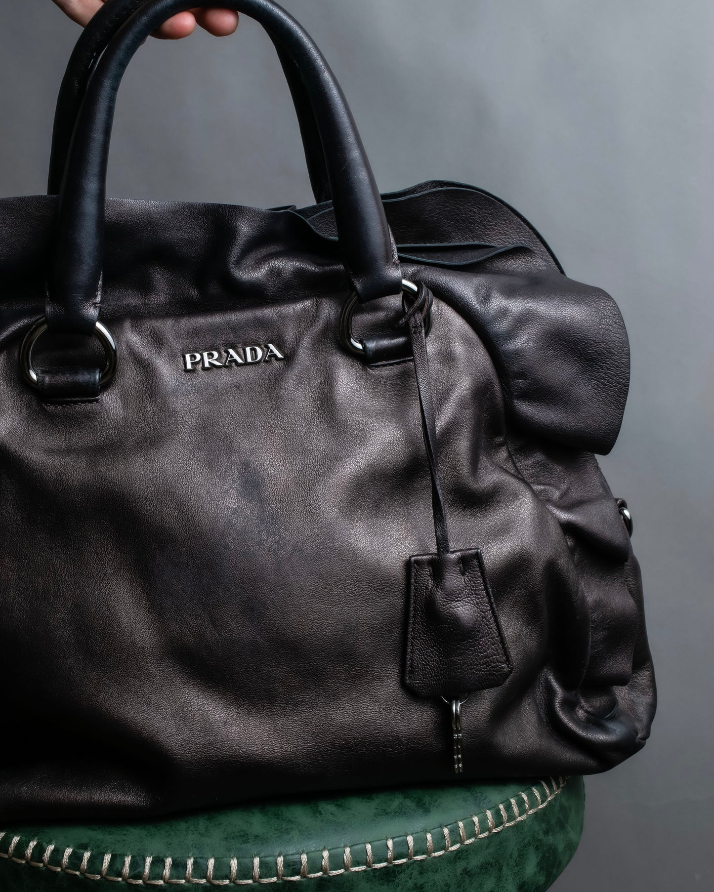 "PRADA" Frill docking one handle leather bag