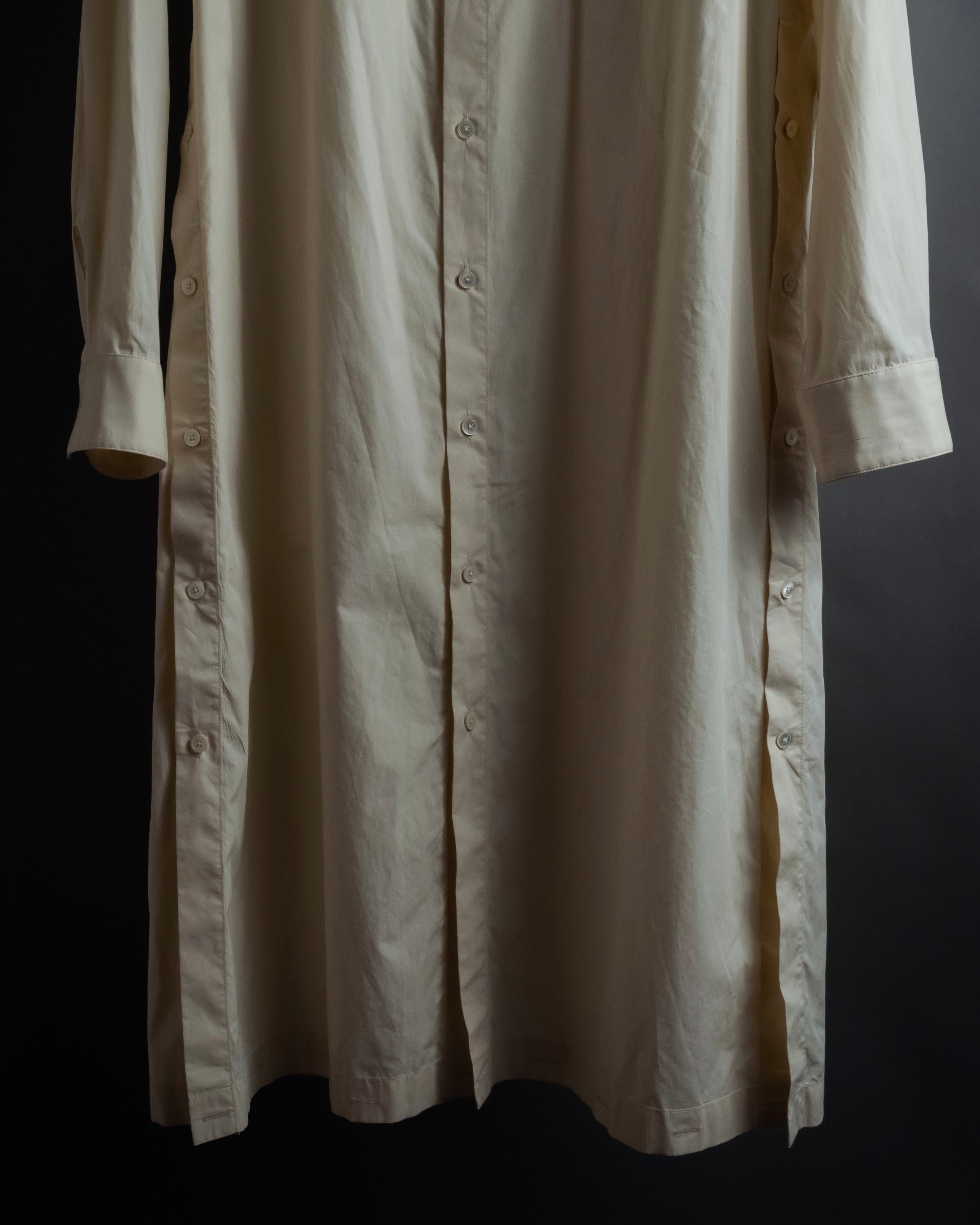 "LEMAIRE" Shoulder button design long shirt