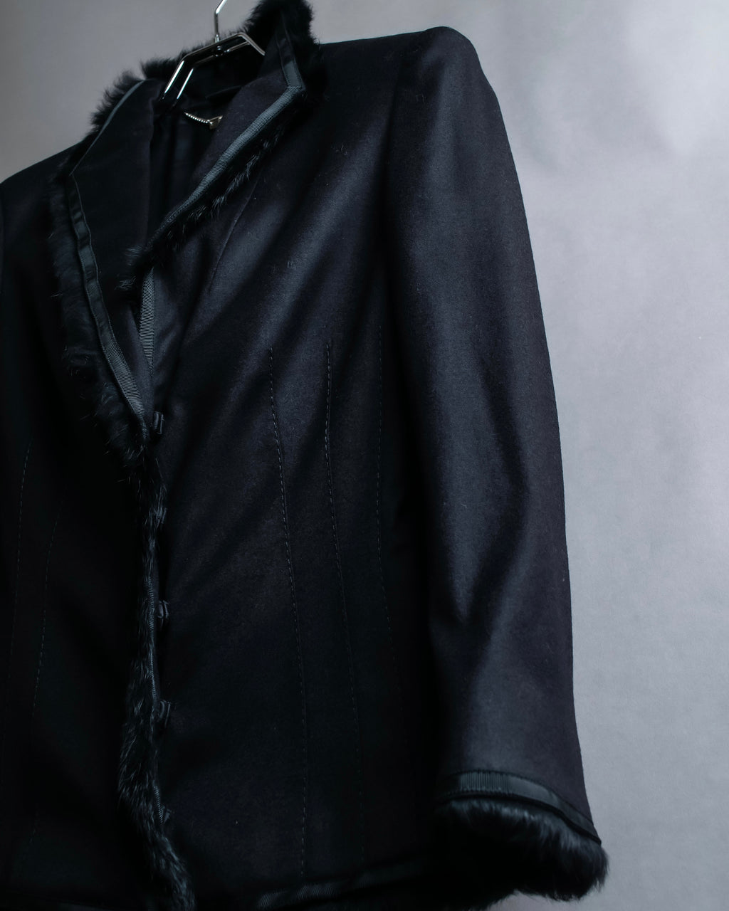 "Alexandar McQueen" Fur trimmed design shaped tailored jacket