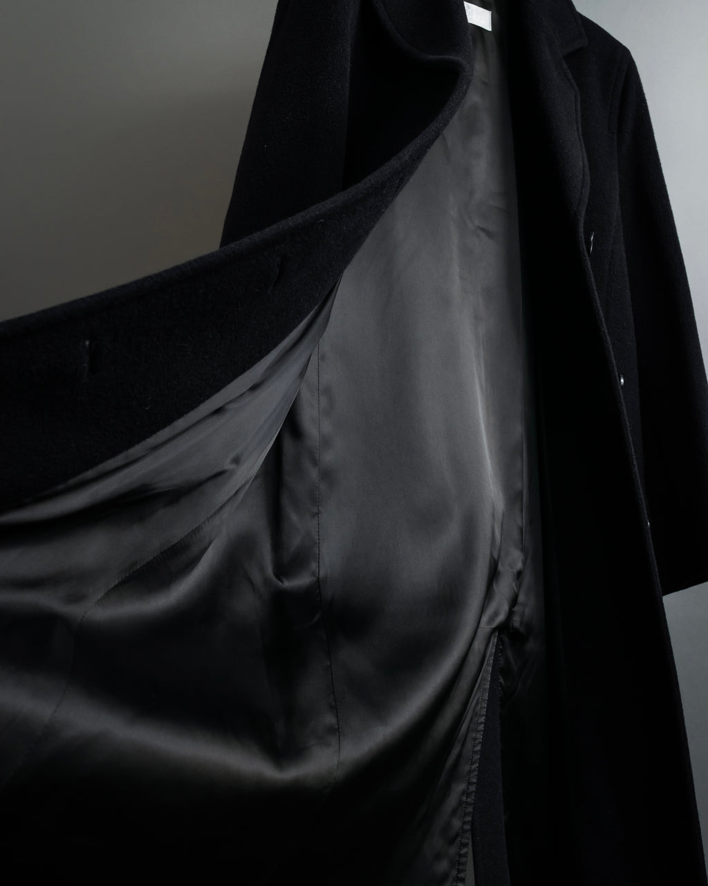 "Max Mara" Silver tag straight line shaped chester coat