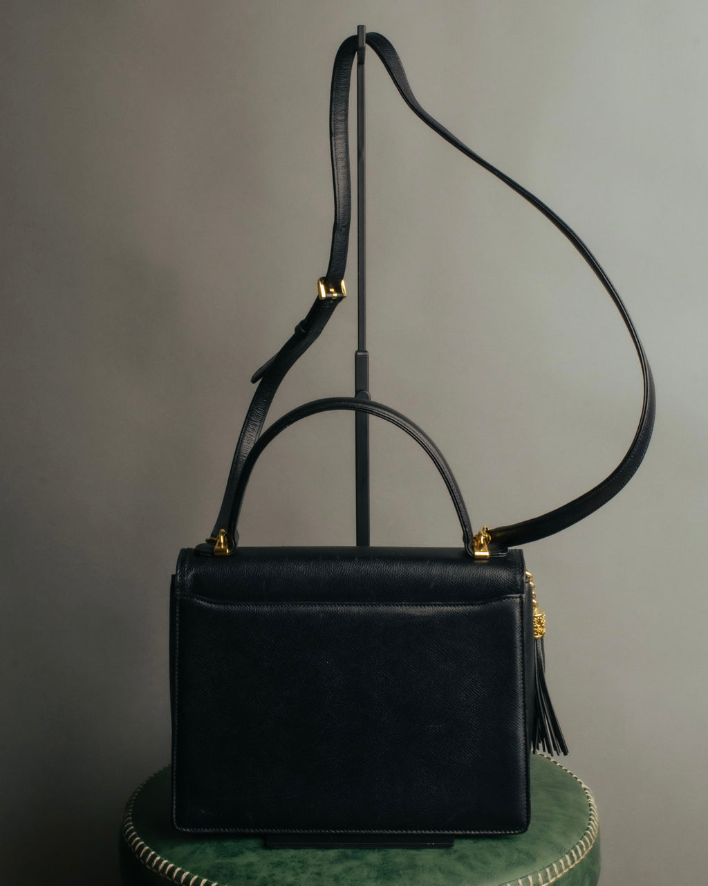 “Valentino Garavani” 90’s-00’s Structured V logo leather handbag