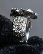 "CHANEL" Cocomark engraved rhinestone design camellia ring