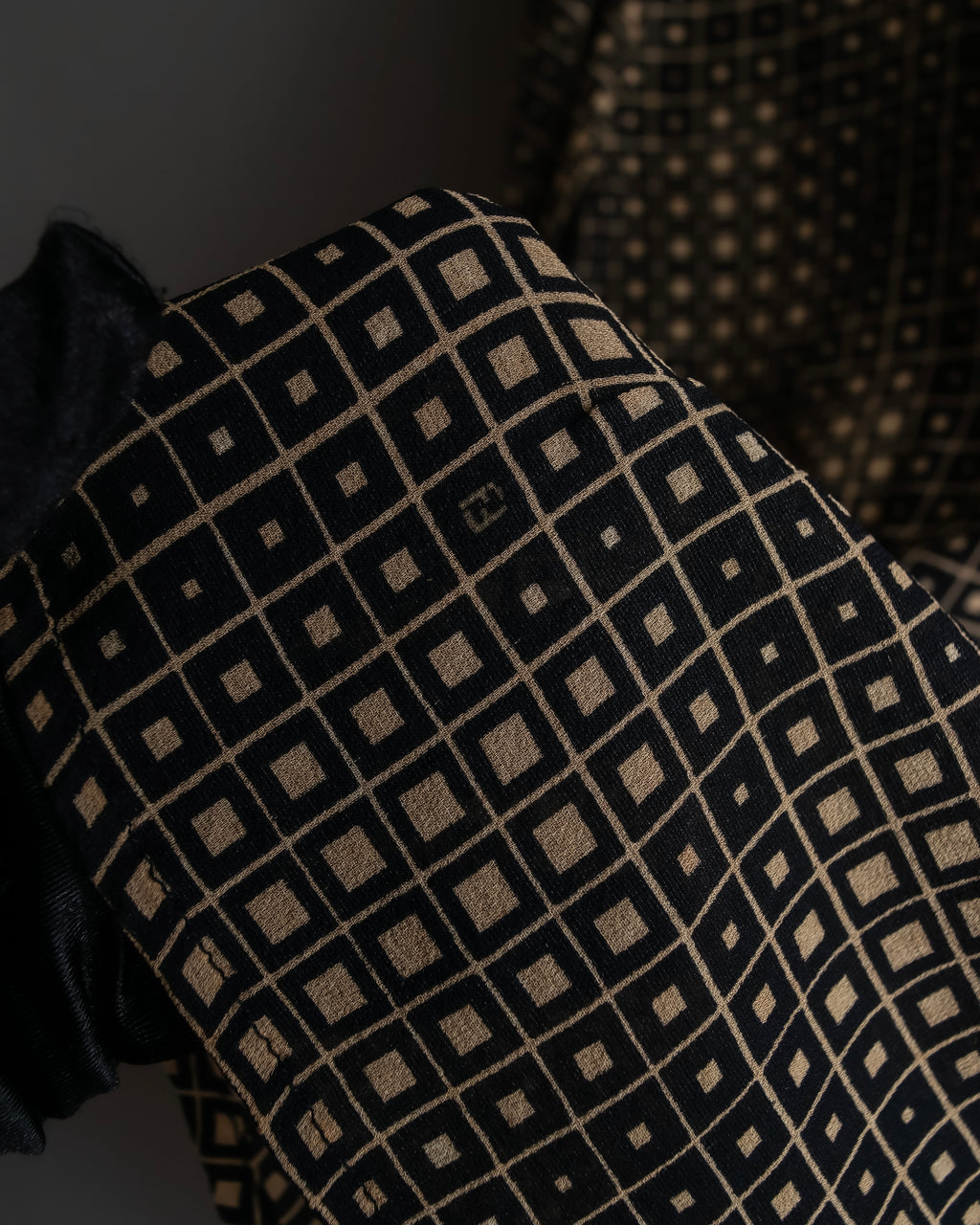 "FENDI" Geometric pattern logo printed shirt