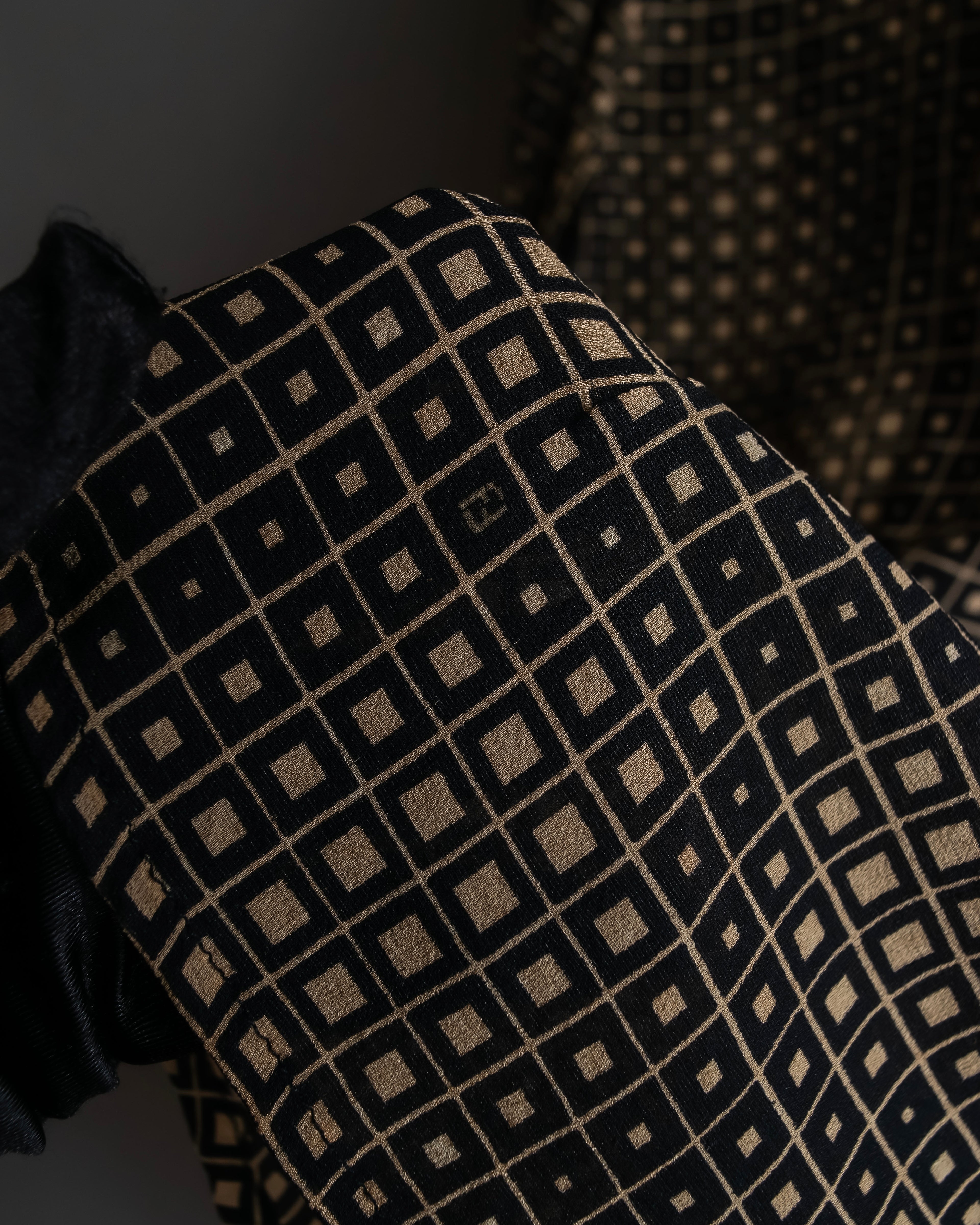 "FENDI" Geometric pattern logo printed shirt