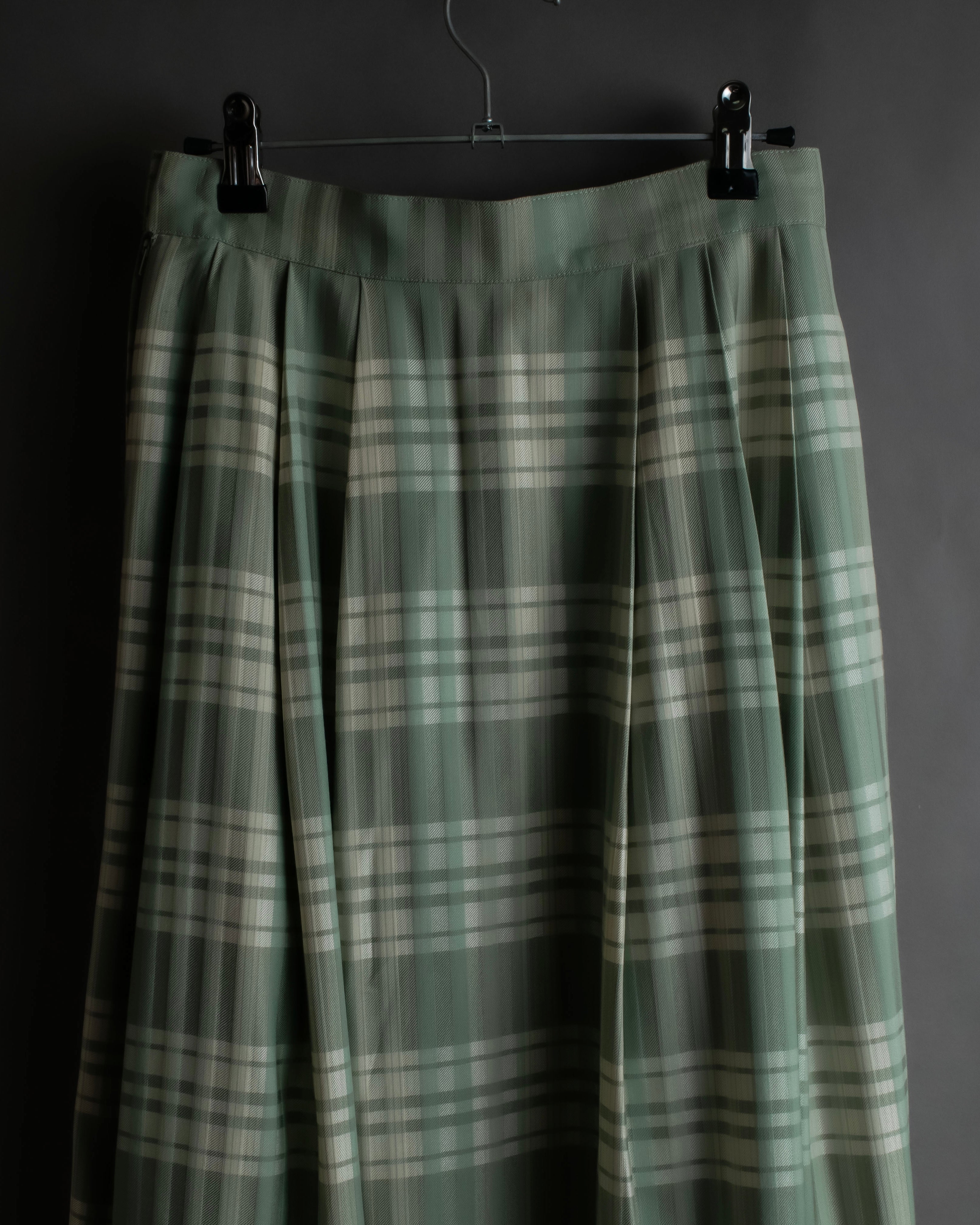 "BURBERRYS" Mint green check pattern skirt type set up