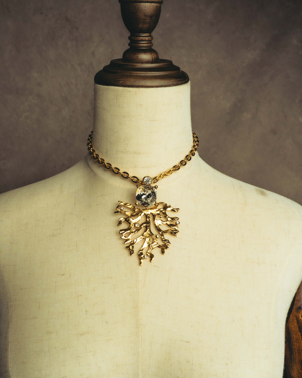 -SPECIAL- "Yves Saint Laurent" 90's-00's Sculptural coral motif crystal pendant necklace