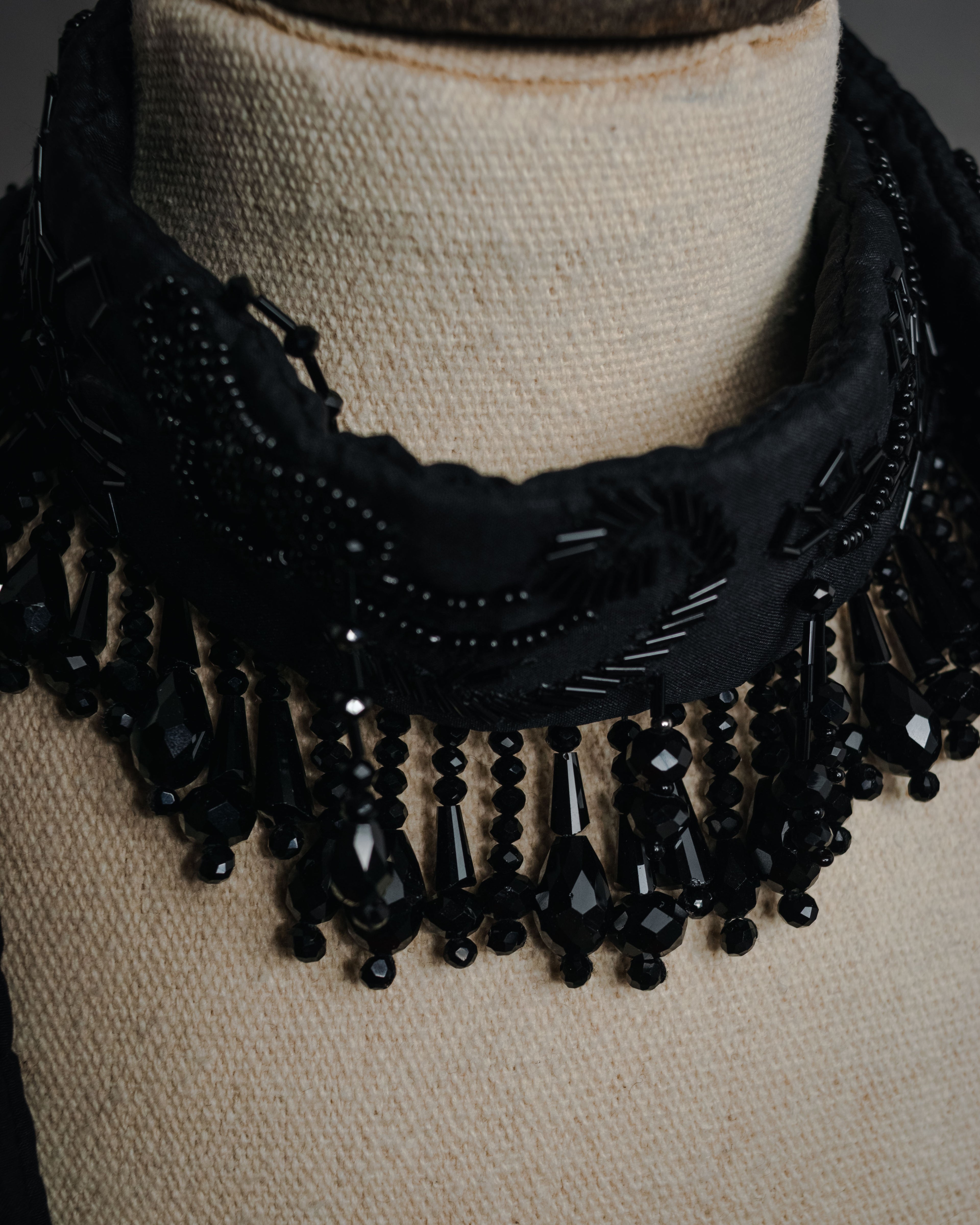 –SPECIAL– "DRIES VAN NOTEN"
2008-2014 Beaded fringe tie choker collar