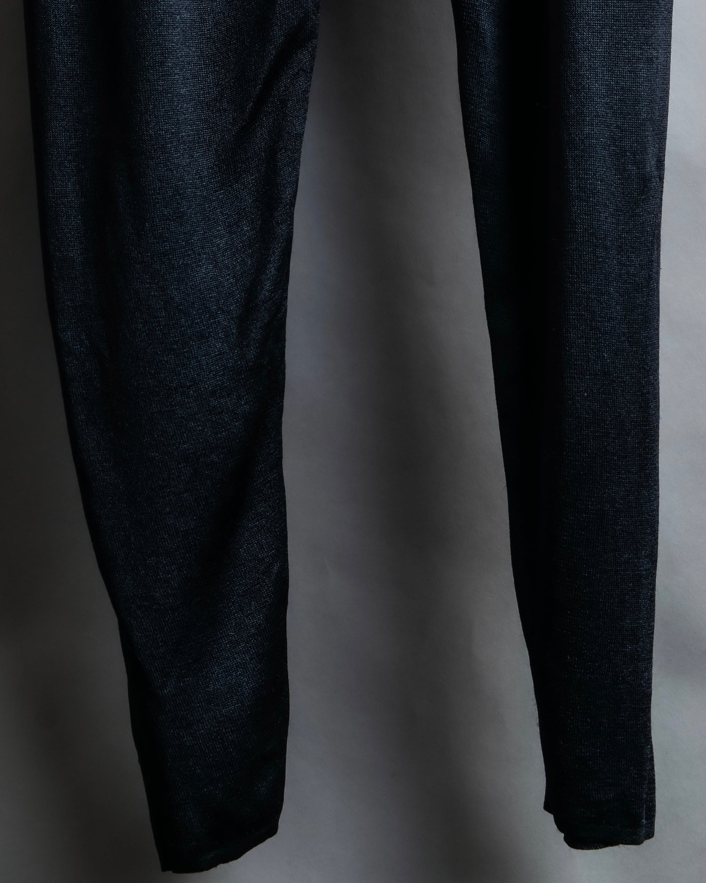 "ISSEY MIYAKE" Open back design pullover and easy pants 
silk fabric set up