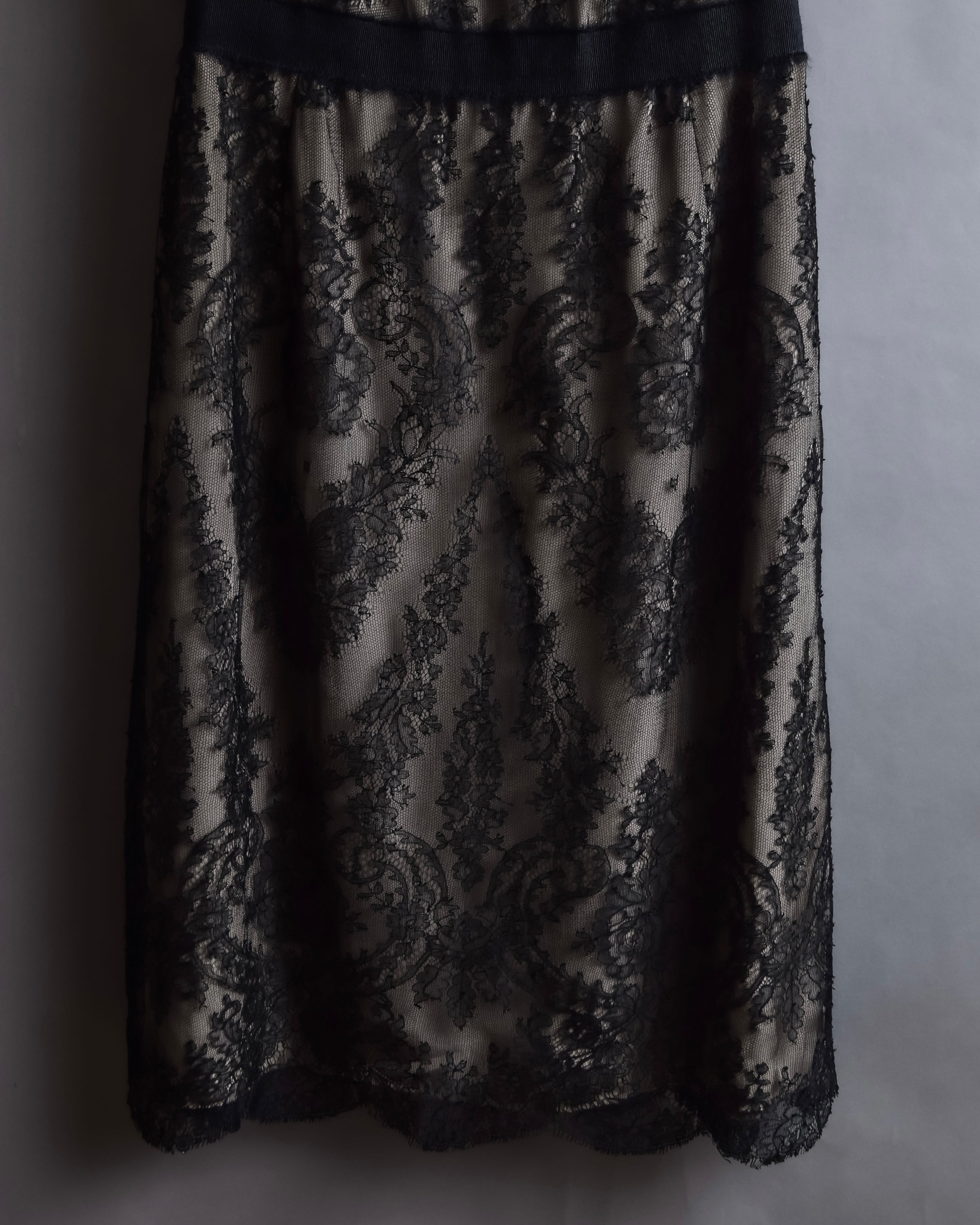 "VALENTINO" Lace layered ribbon design sleeveless dress