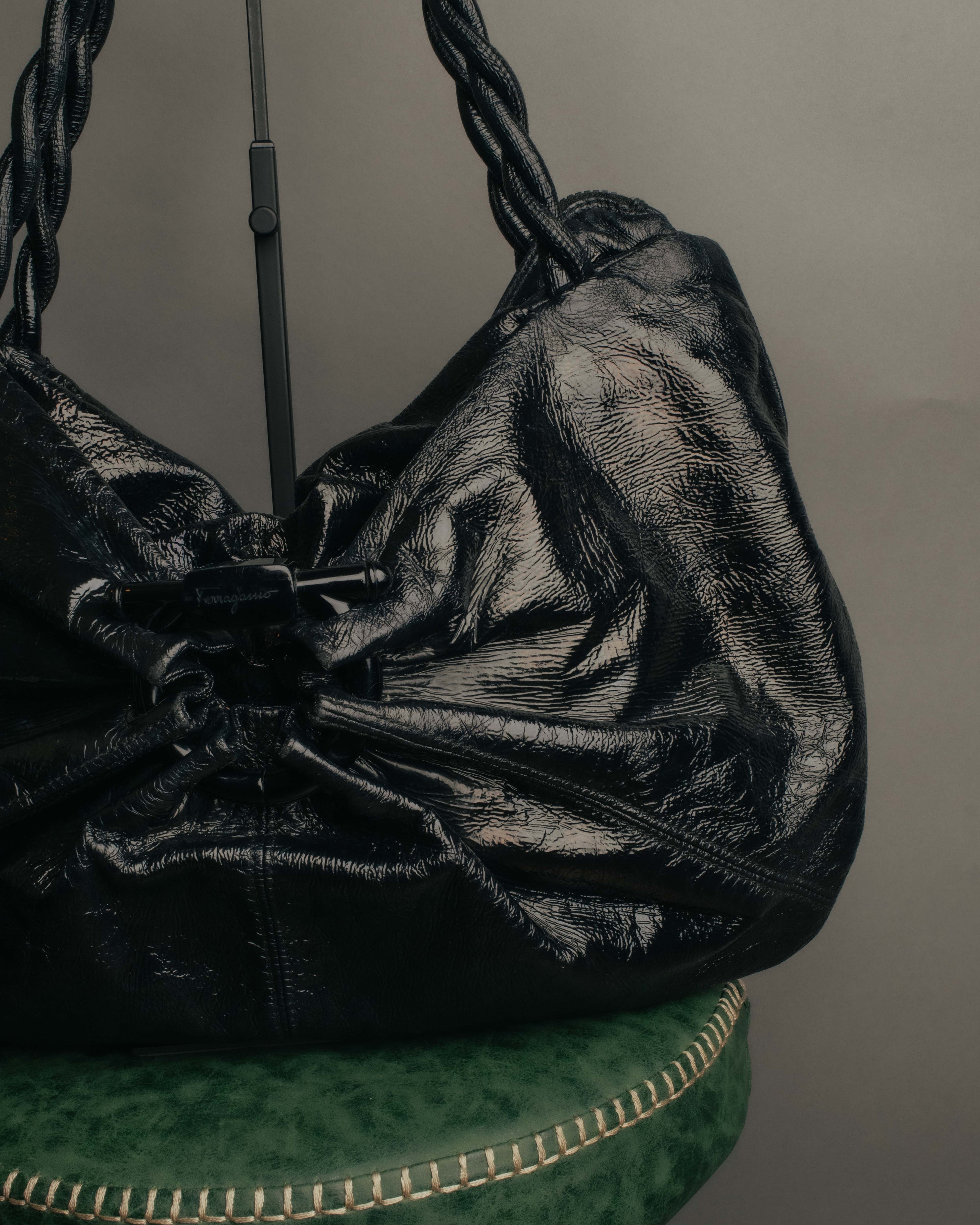 "Salvatore Ferragamo" 00's Vintage crushed patent leather braided handle hobo bag
