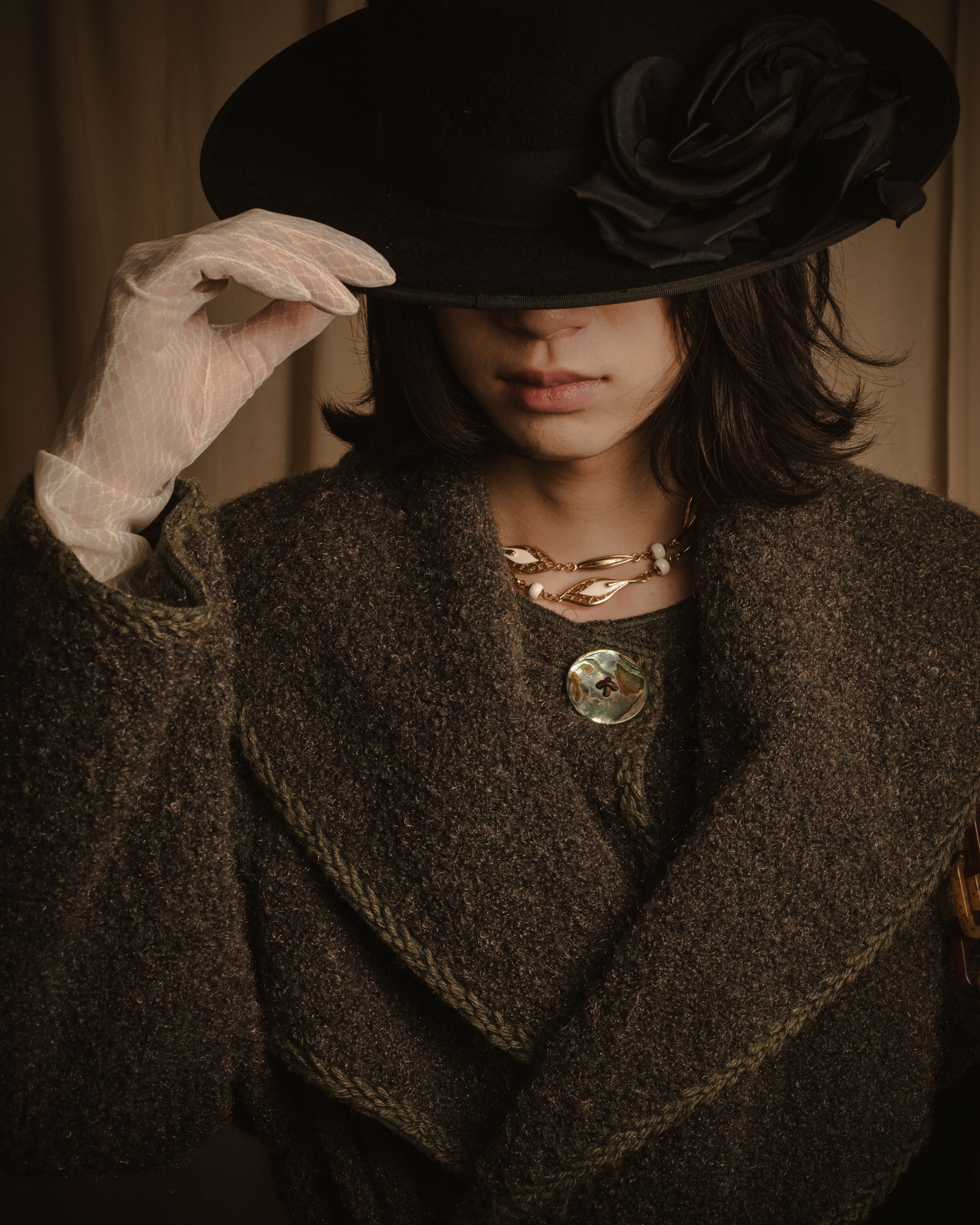 –SPECIAL– "FENDI"
Late 80s-early 90s oversized pile wool wrap coat