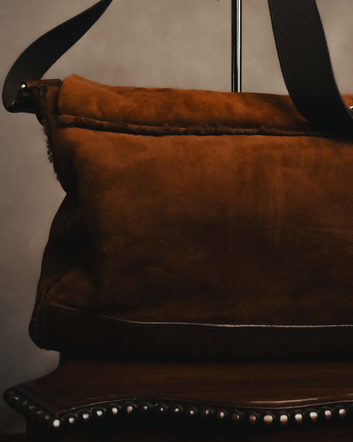 -SPECIAL- "Yves Saint Laurent" 00's Luxurious shearling double buckle messenger bag
