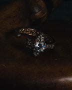 "Vivienne Westwood" Iconic orb motif open band ring