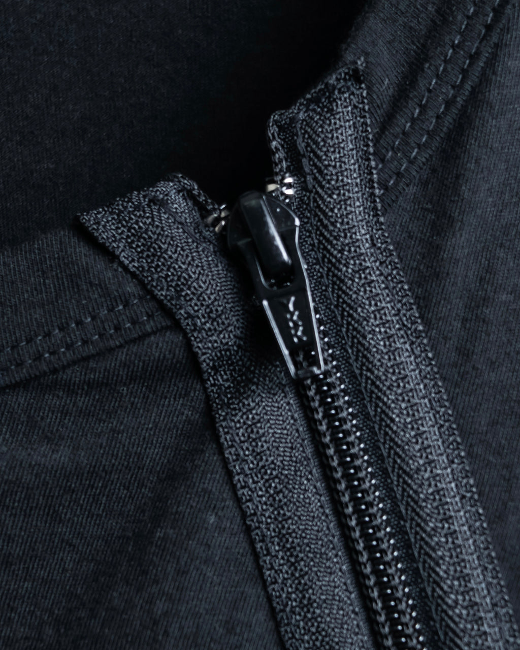 "Ground Y" Double zip design long tops