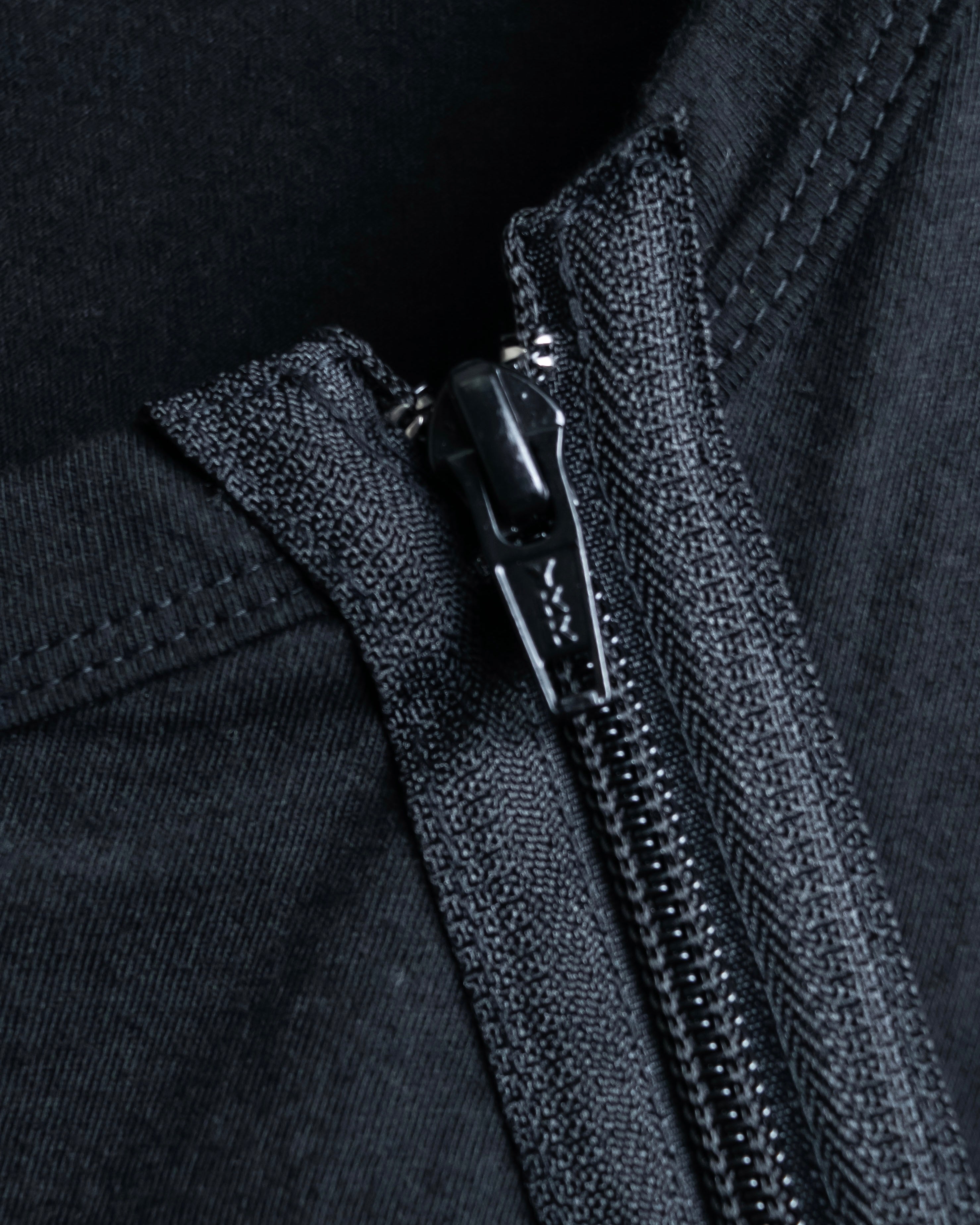 "Ground Y" Double zip design long tops