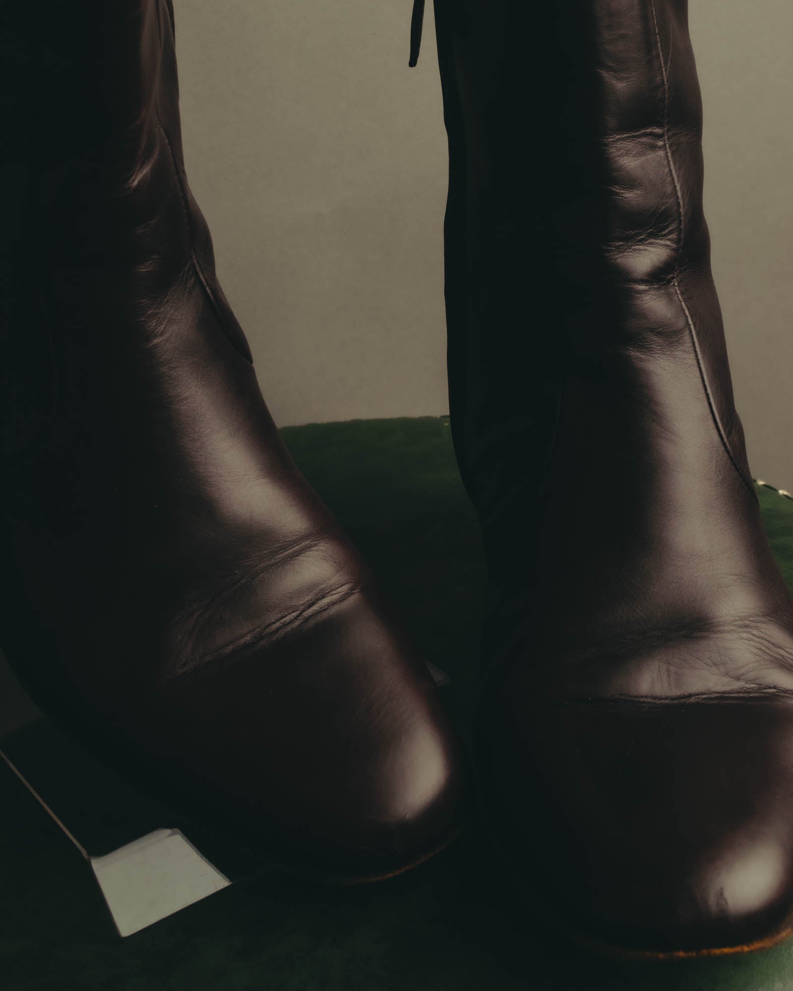 "Hermès" Minimal dark brown leather ankle boots