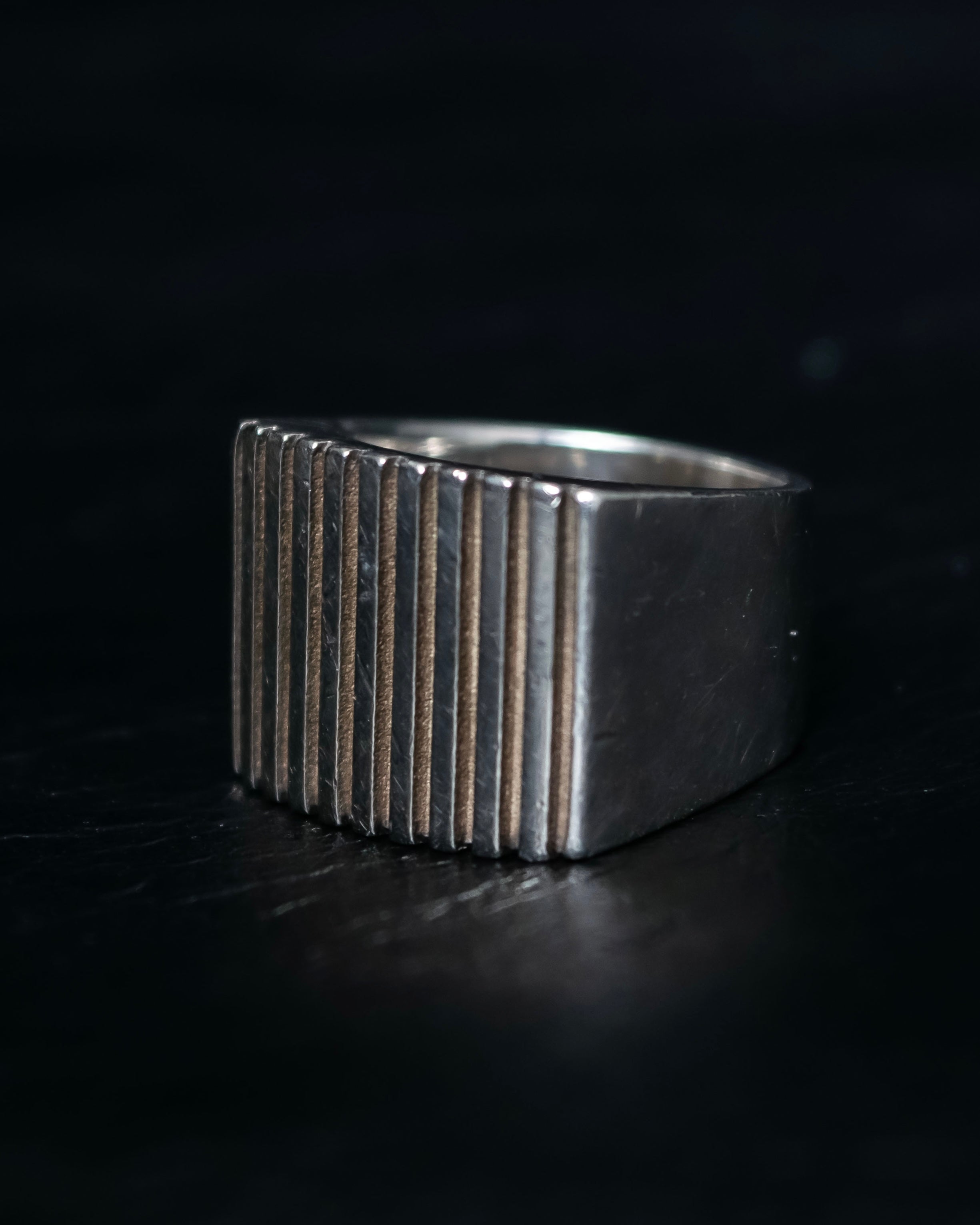 "GUCCI" Striped design sterling silver ring