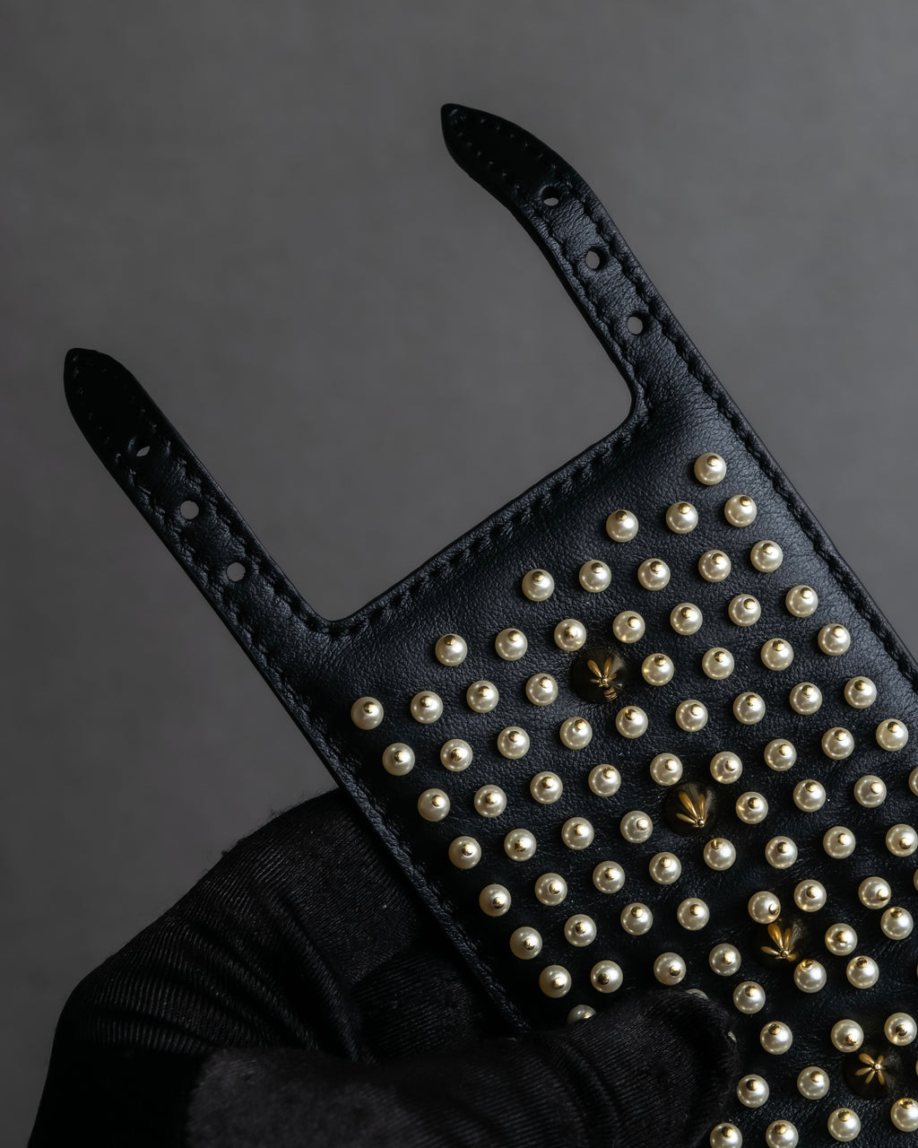 "Dior" Pearl＆gold stud design leather brace