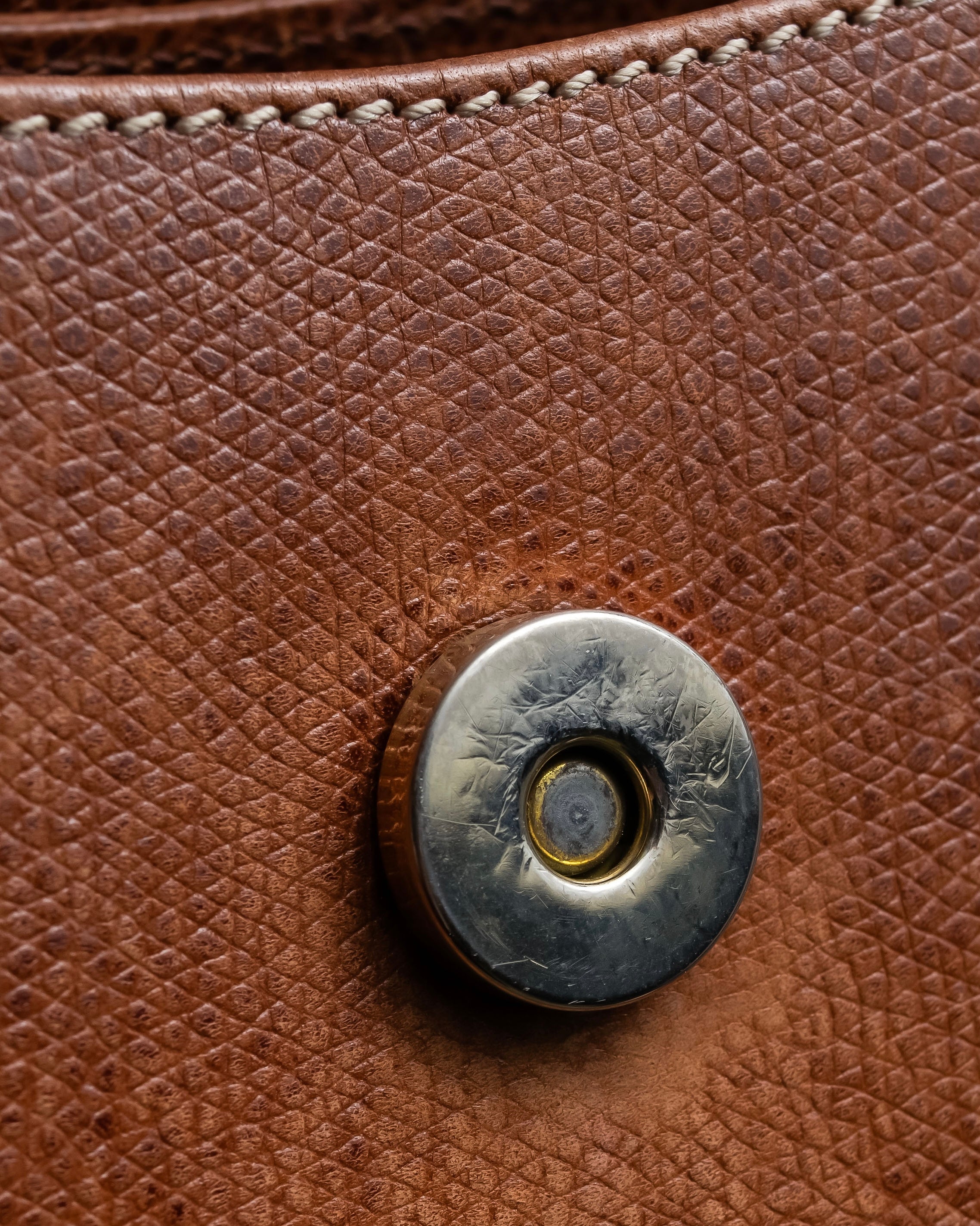 "Salvatore Ferragamo" Gold metal parts brown leather shoulder bag