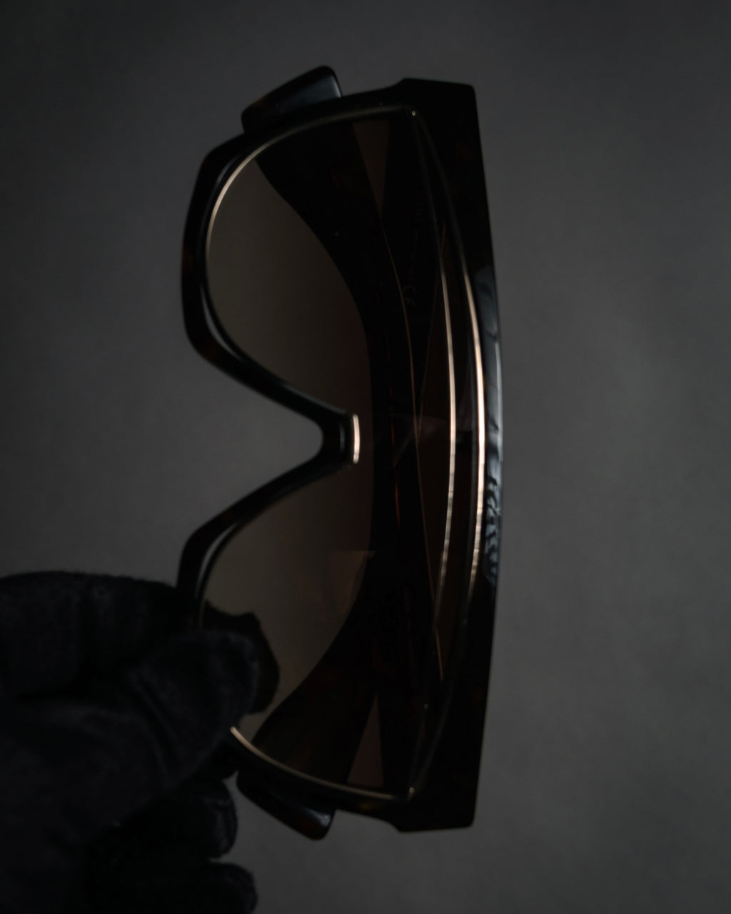 “LOEWE” 2018–2022 Futuristic shield acetate sunglasses